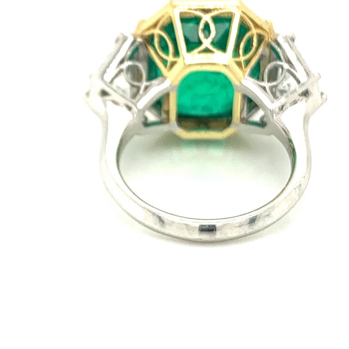 10 carat emerald