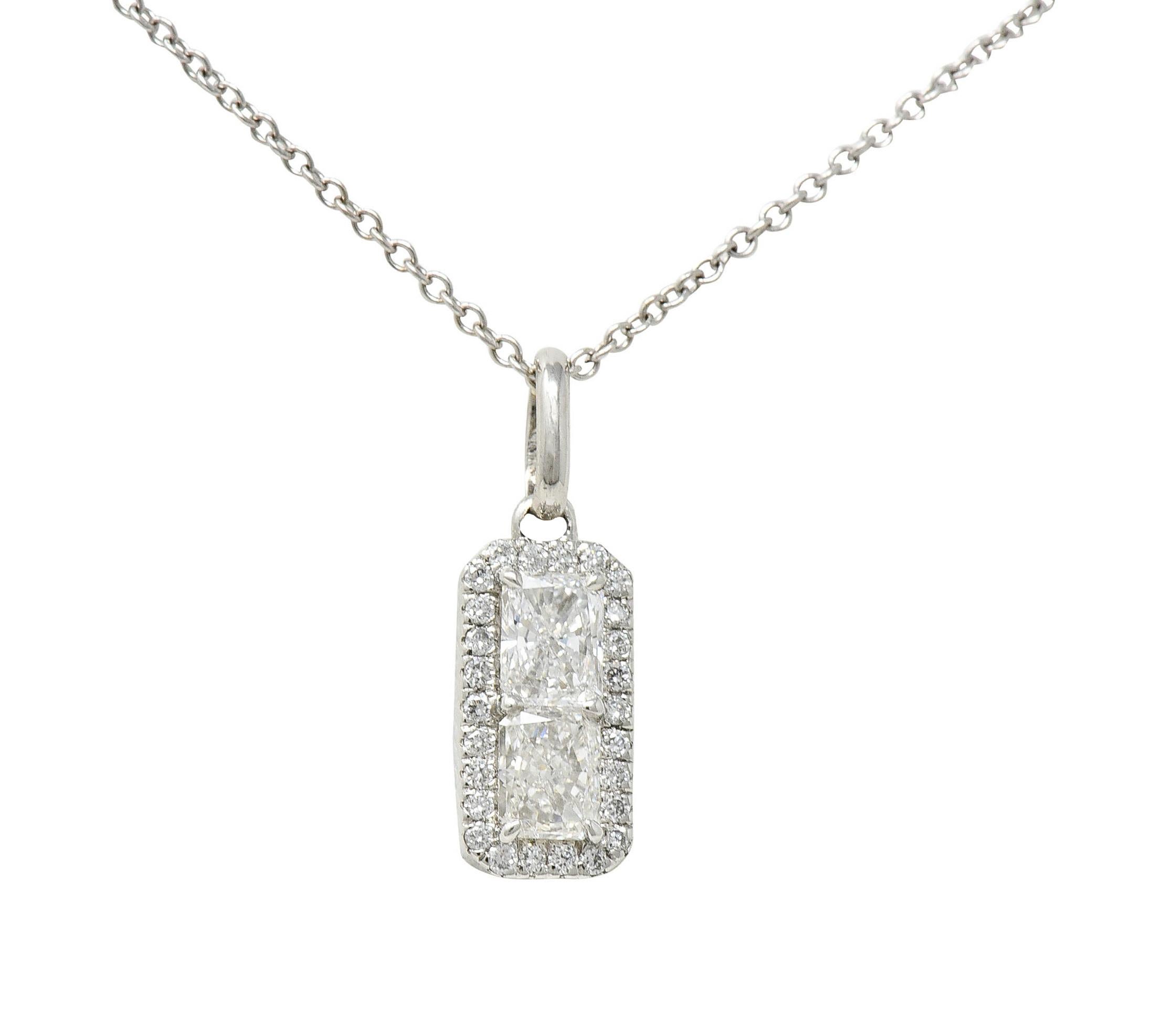 Modern 1.00 Ctw Diamond Platinum 14 Karat White Gold Pendant Necklace 3