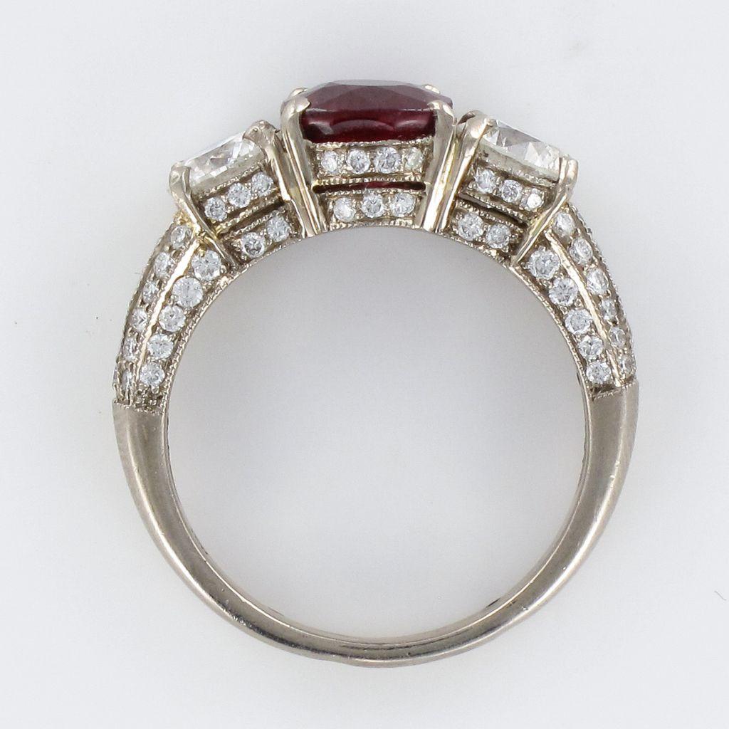 New Modern 1.07 Carat Ruby 1.17 Carat Diamond White Gold Ring For Sale 6