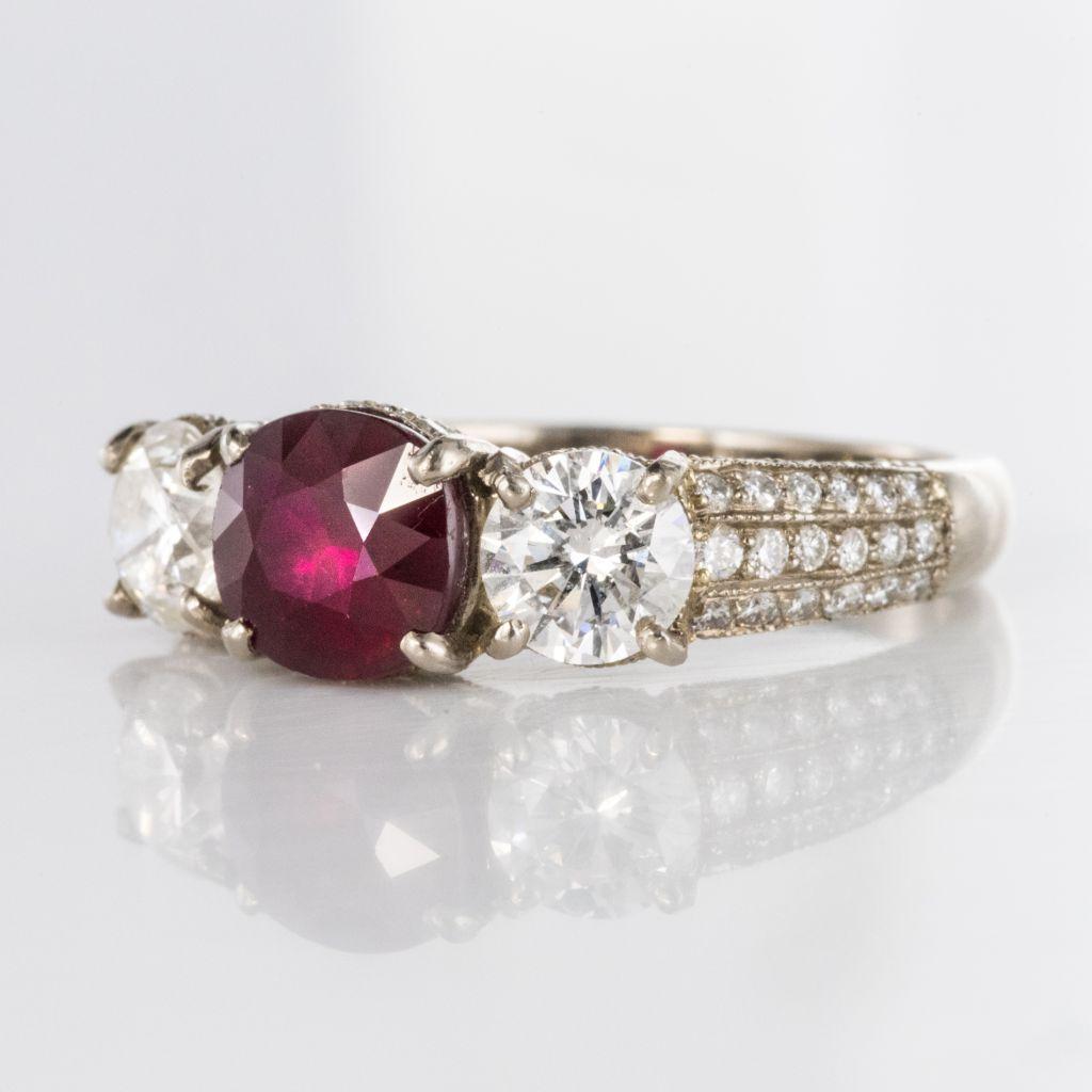 Women's New Modern 1.07 Carat Ruby 1.17 Carat Diamond White Gold Ring For Sale