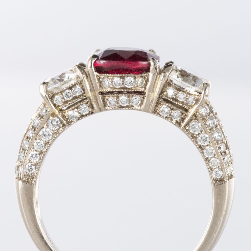 New Modern 1.07 Carat Ruby 1.17 Carat Diamond White Gold Ring For Sale 1