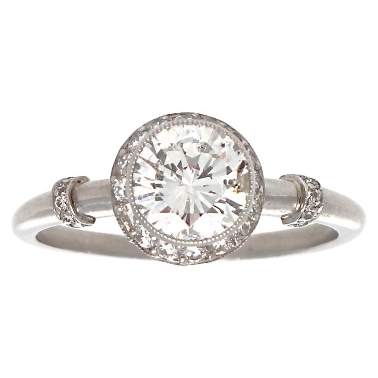 Modern 1.09 Carat Round Diamond Platinum Engagement Ring