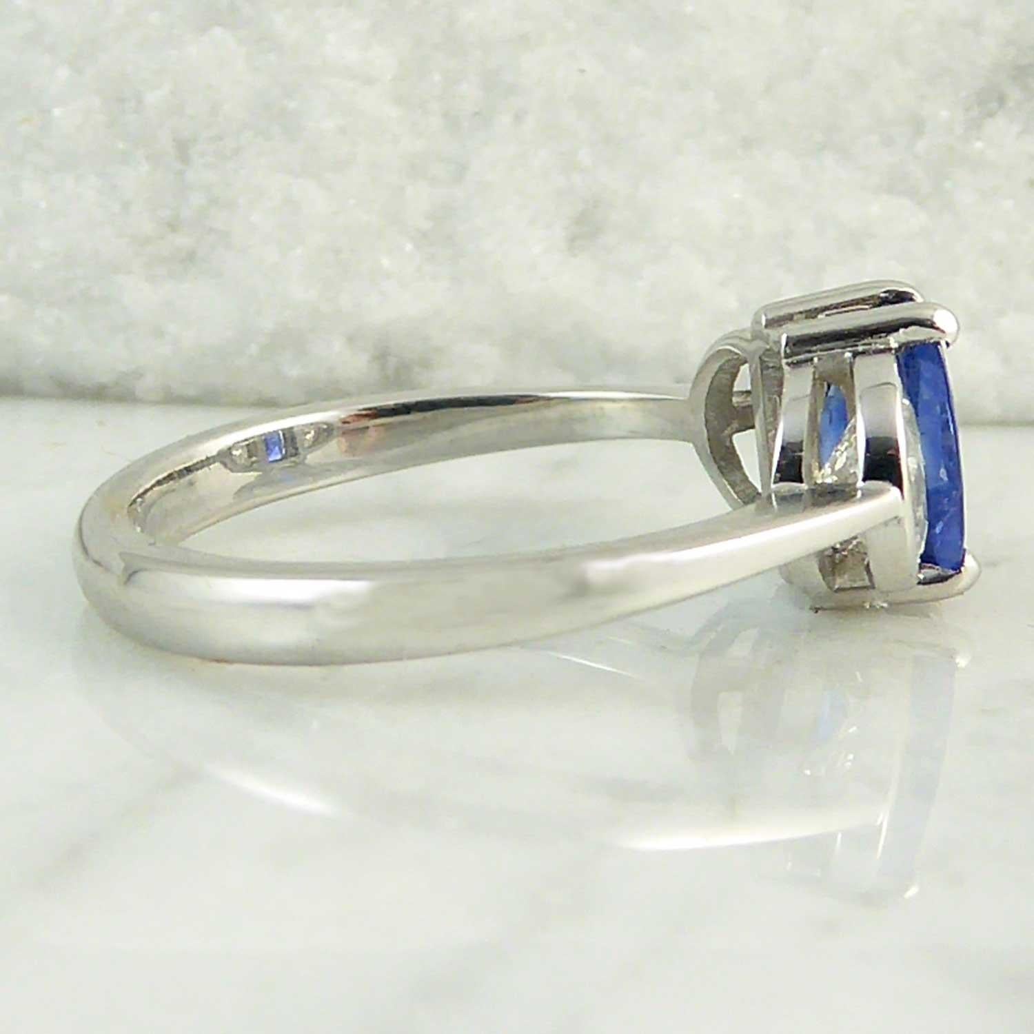 Oval Cut Modern 1.21 Carat Sapphire Ring, Half-Moon Diamonds 0.61 Carat, New and Unworn