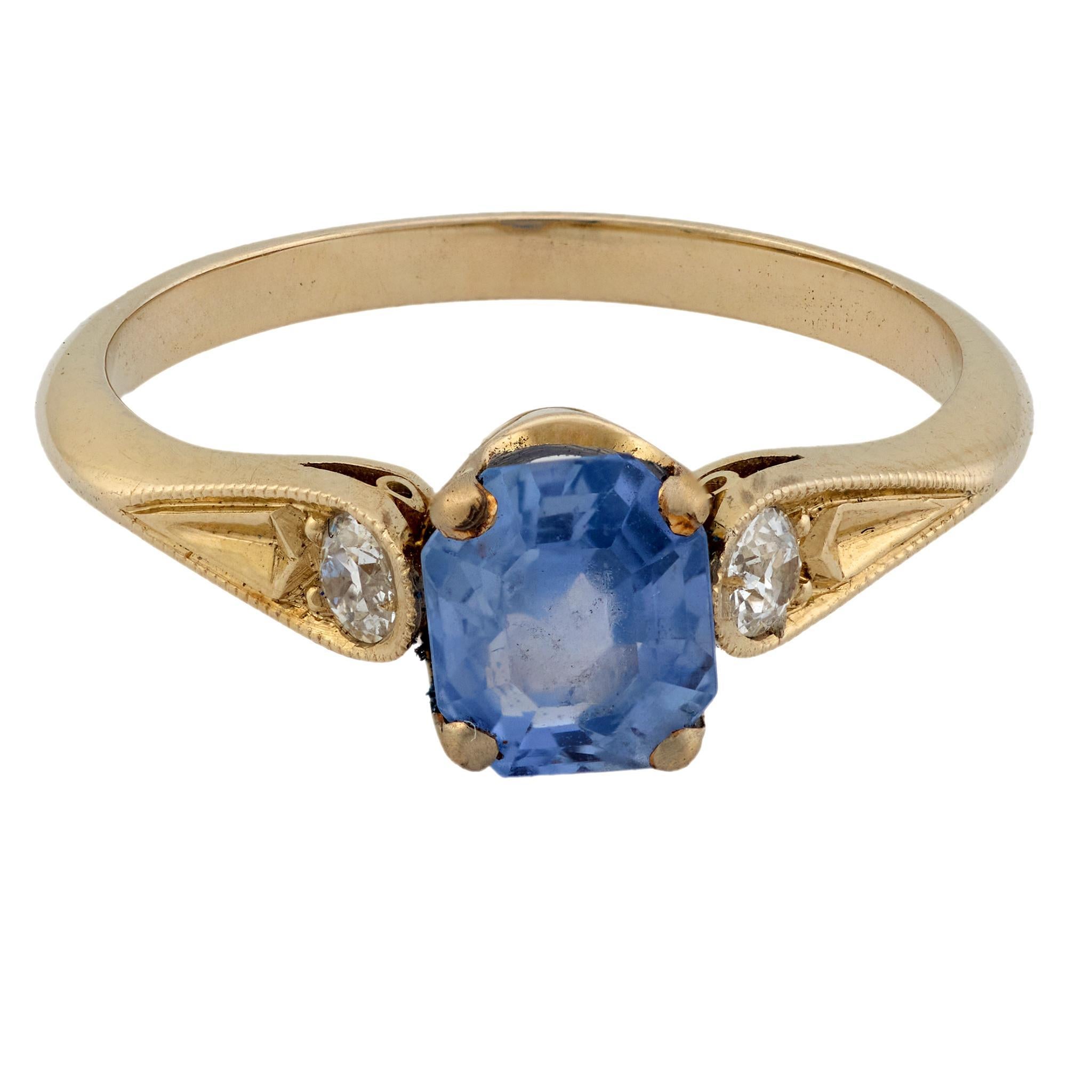 Cushion Cut Modern 1.23 carat no heat sapphire diamond 18k white gold ring For Sale