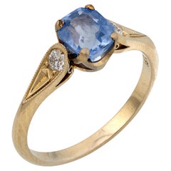 Anillo moderno de oro blanco de 18k con zafiro y diamante sin calor de 1,23 quilates