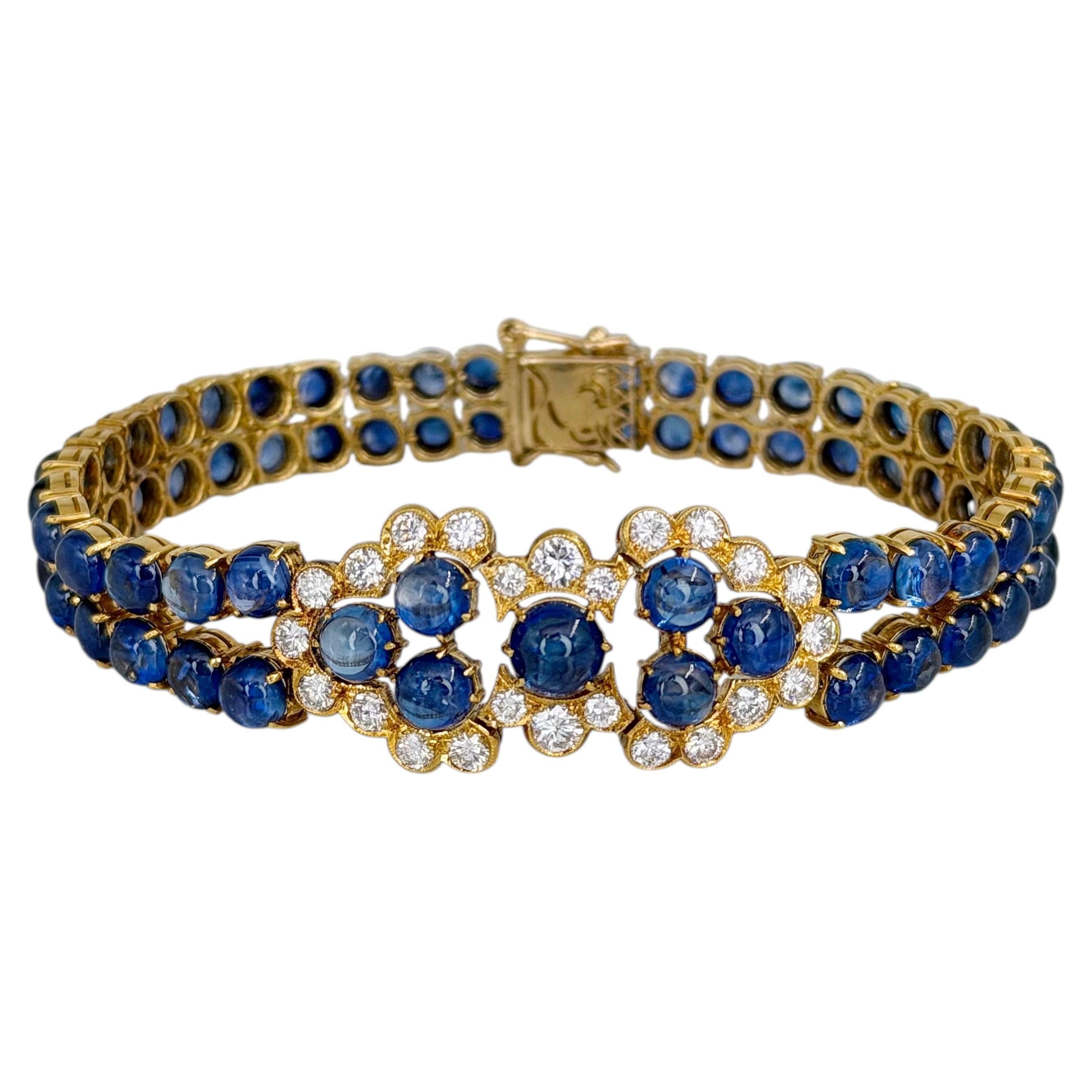 Pulsera moderna de oro de 14 quilates con un zafiro en cabujón de 32,00 quilates y un diamante de 1,35 quilates