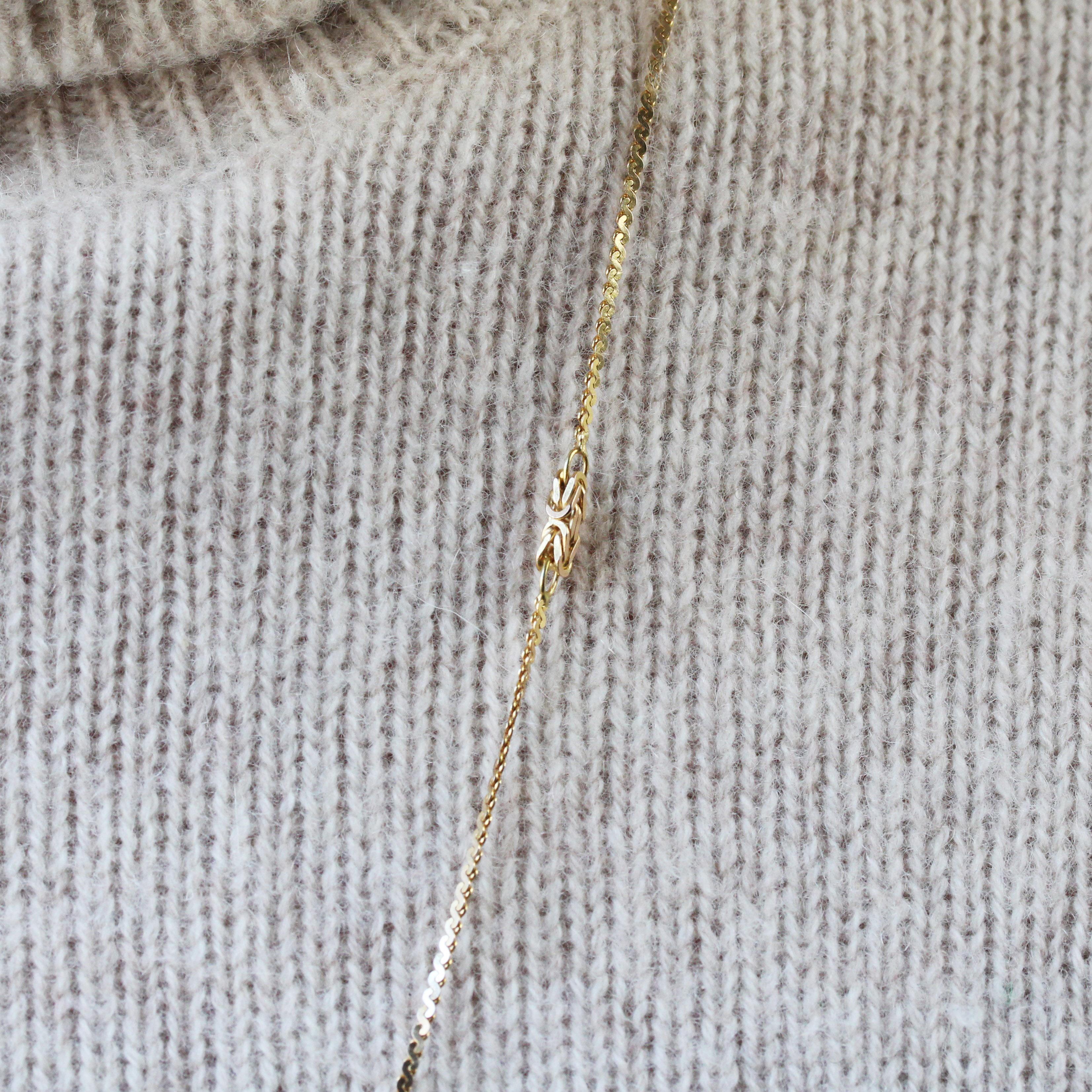 Collana moderna in oro giallo 14 carati con motivi a rete in oro in vendita 5