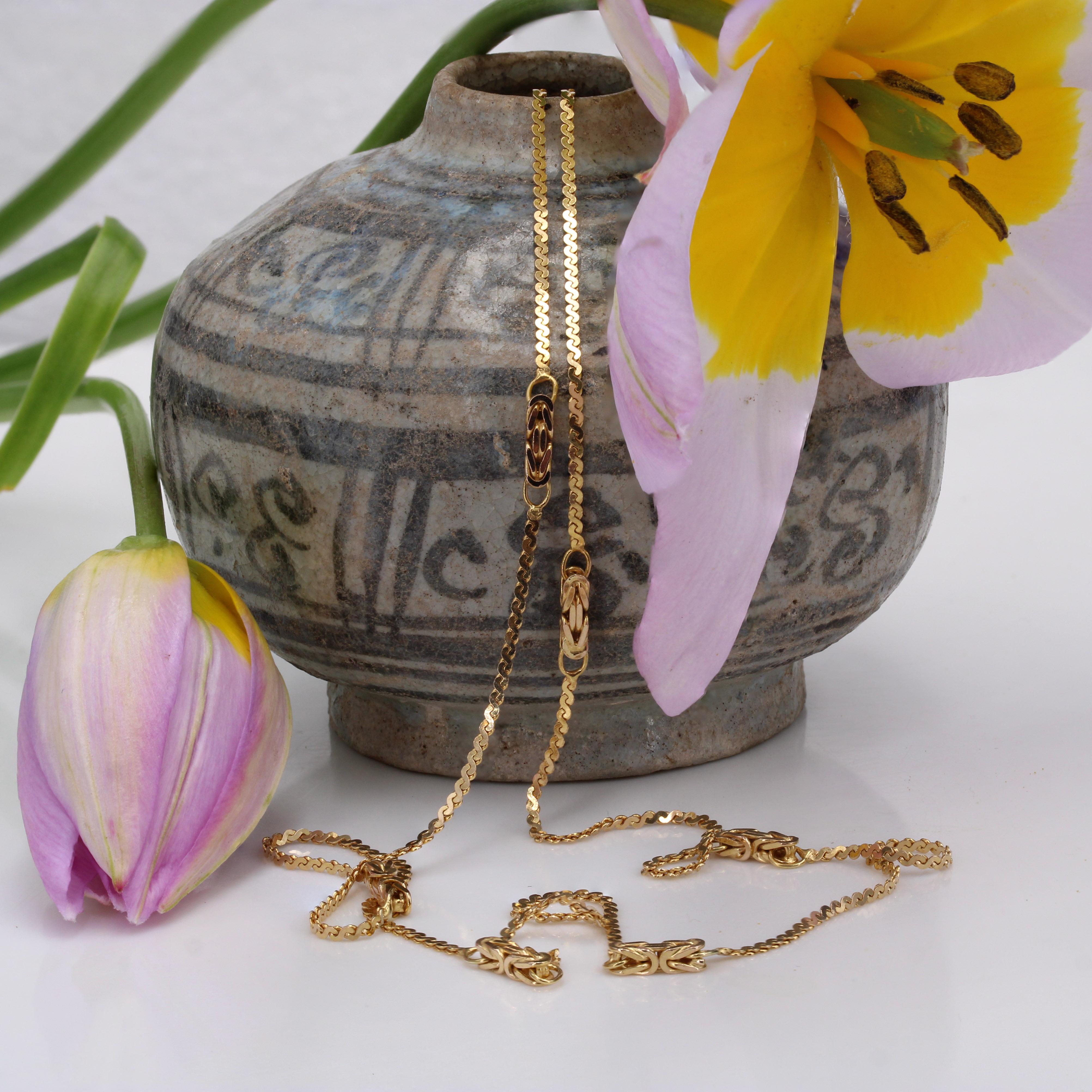 Moderno Collana moderna in oro giallo 14 carati con motivi a rete in oro in vendita