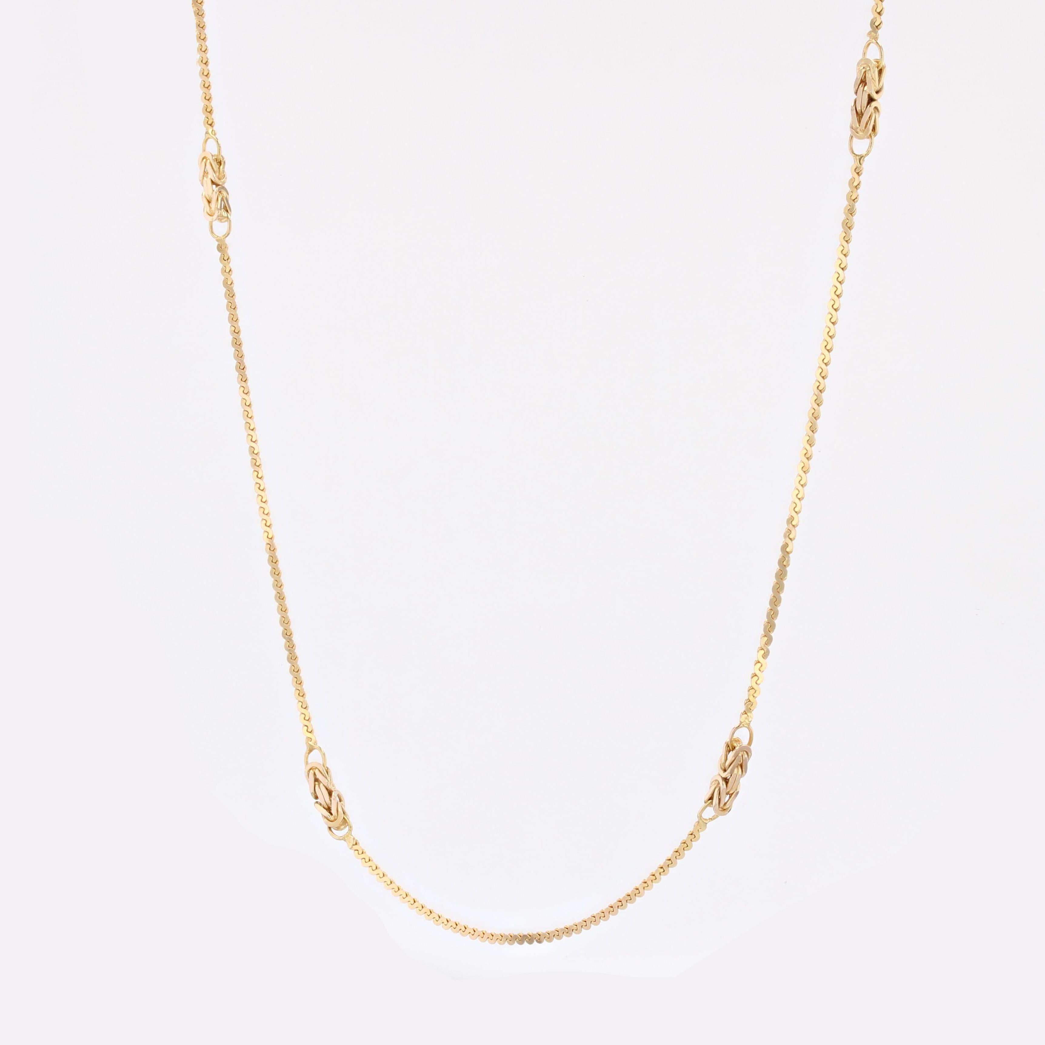 Modern 14 Karat Yellow Gold Fancy Mesh Gold Pattern Necklace For Sale 2
