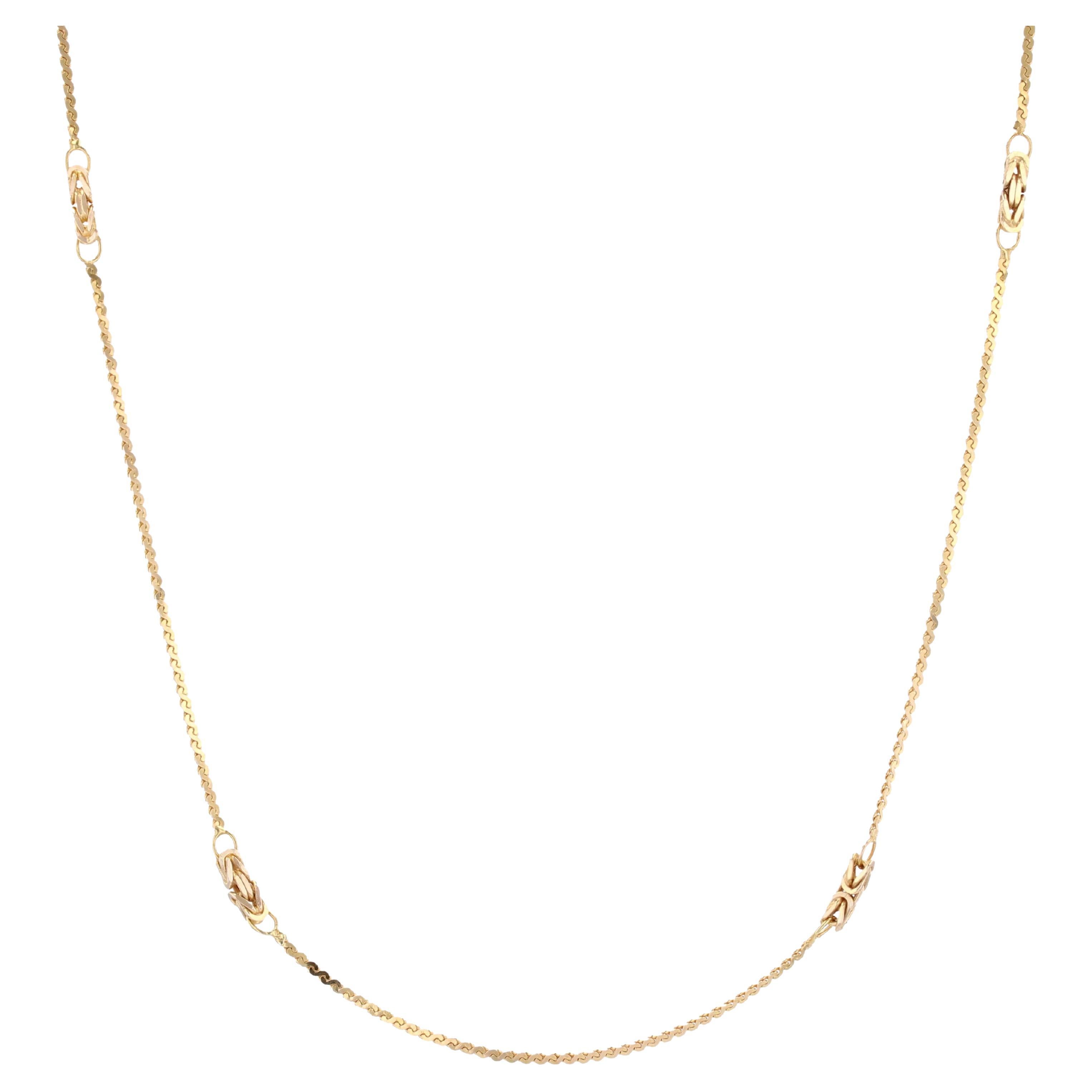 Modern 14 Karat Yellow Gold Fancy Mesh Gold Pattern Necklace For Sale