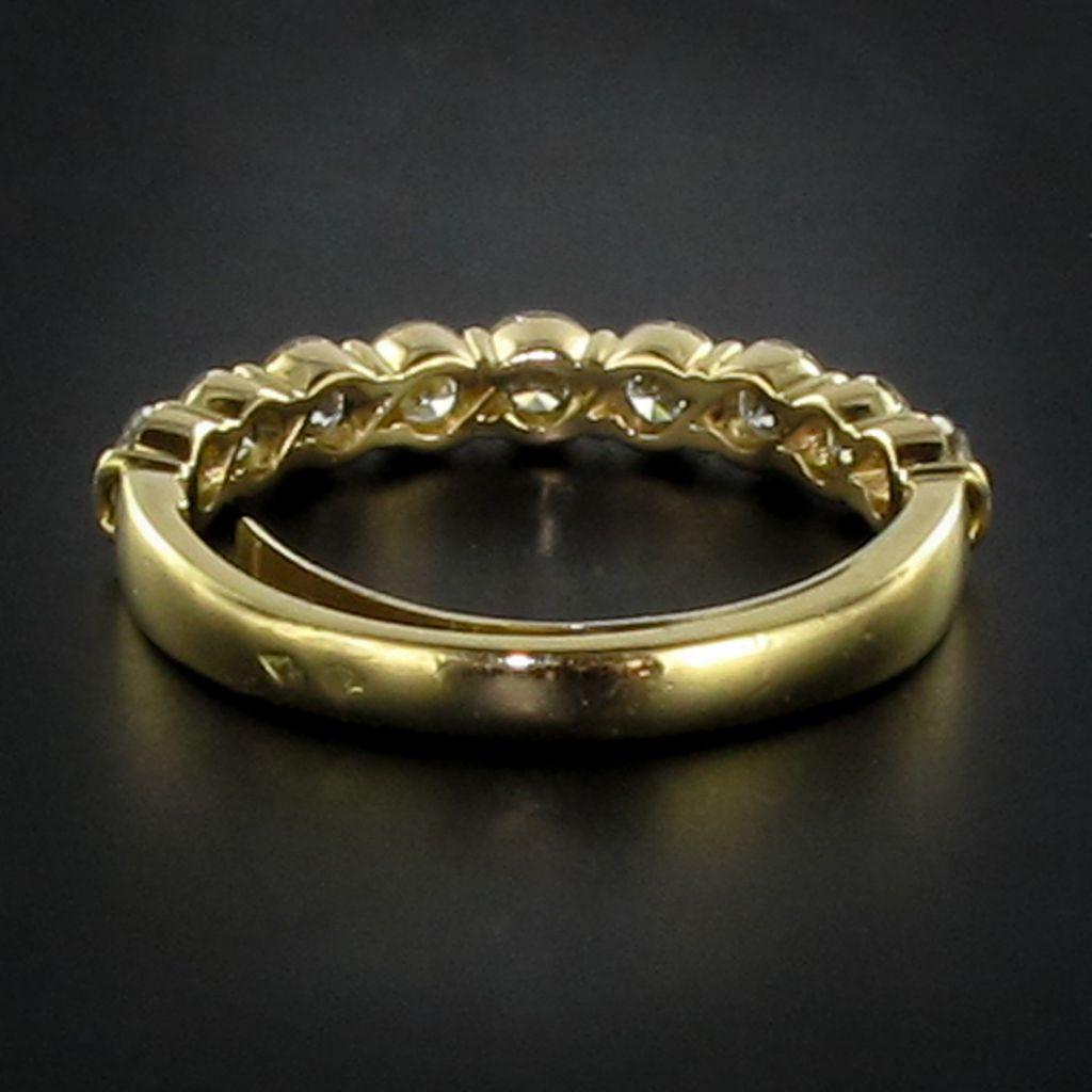 Modern 1.49 Carat Diamond 18 Karat Yellow Gold Wedding Band Ring 11