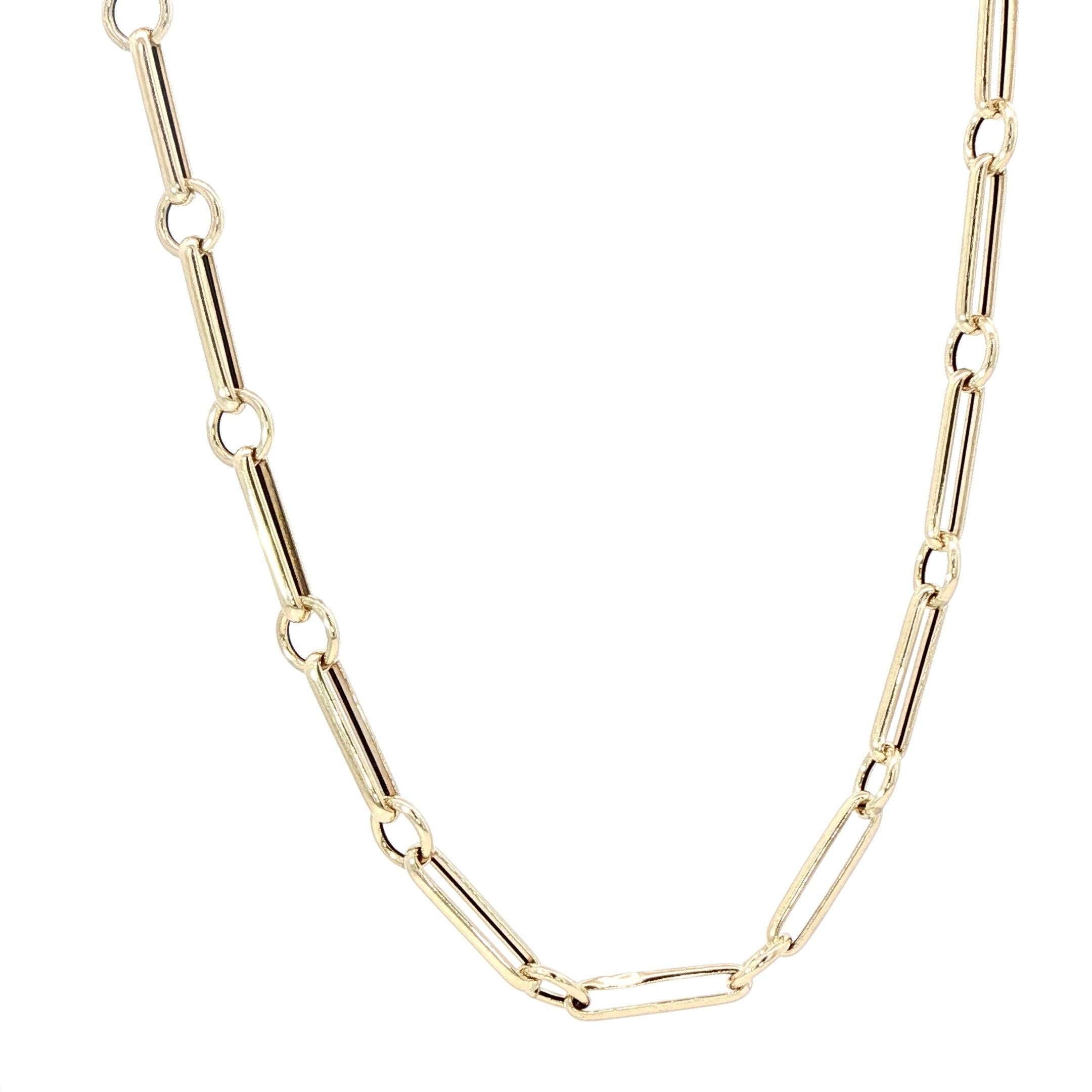 Collar moderno de oro amarillo de 14 quilates con cadena sujetapapeles Corte esmeralda en venta
