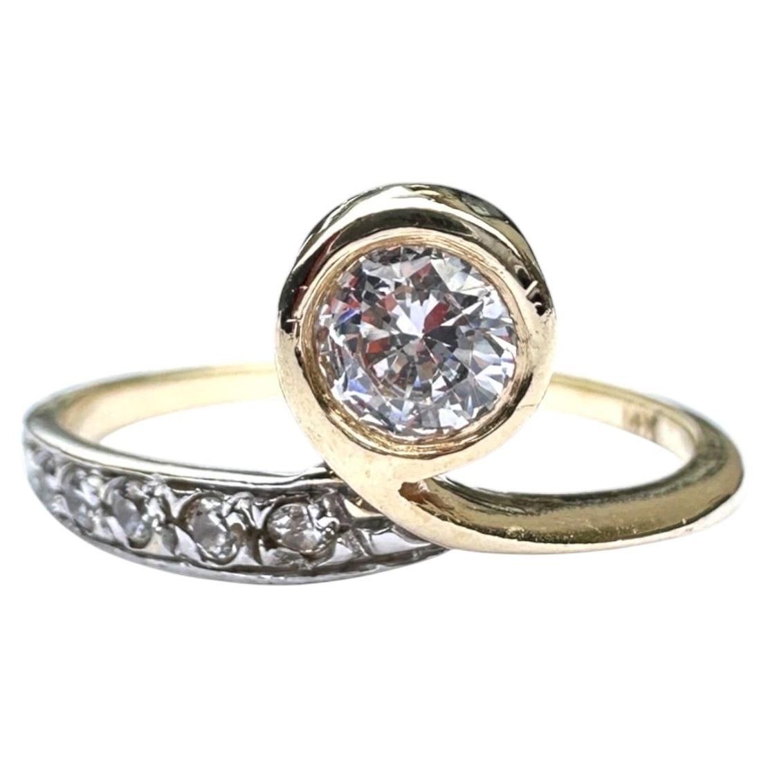 Modern 14K Two-Tone Gold .40ct Brilliant Cut Diamond Bypass Solitaire Ring VS