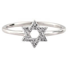 Modern 14K White Gold Star Ring with 30 Single-Cut Diamonds
