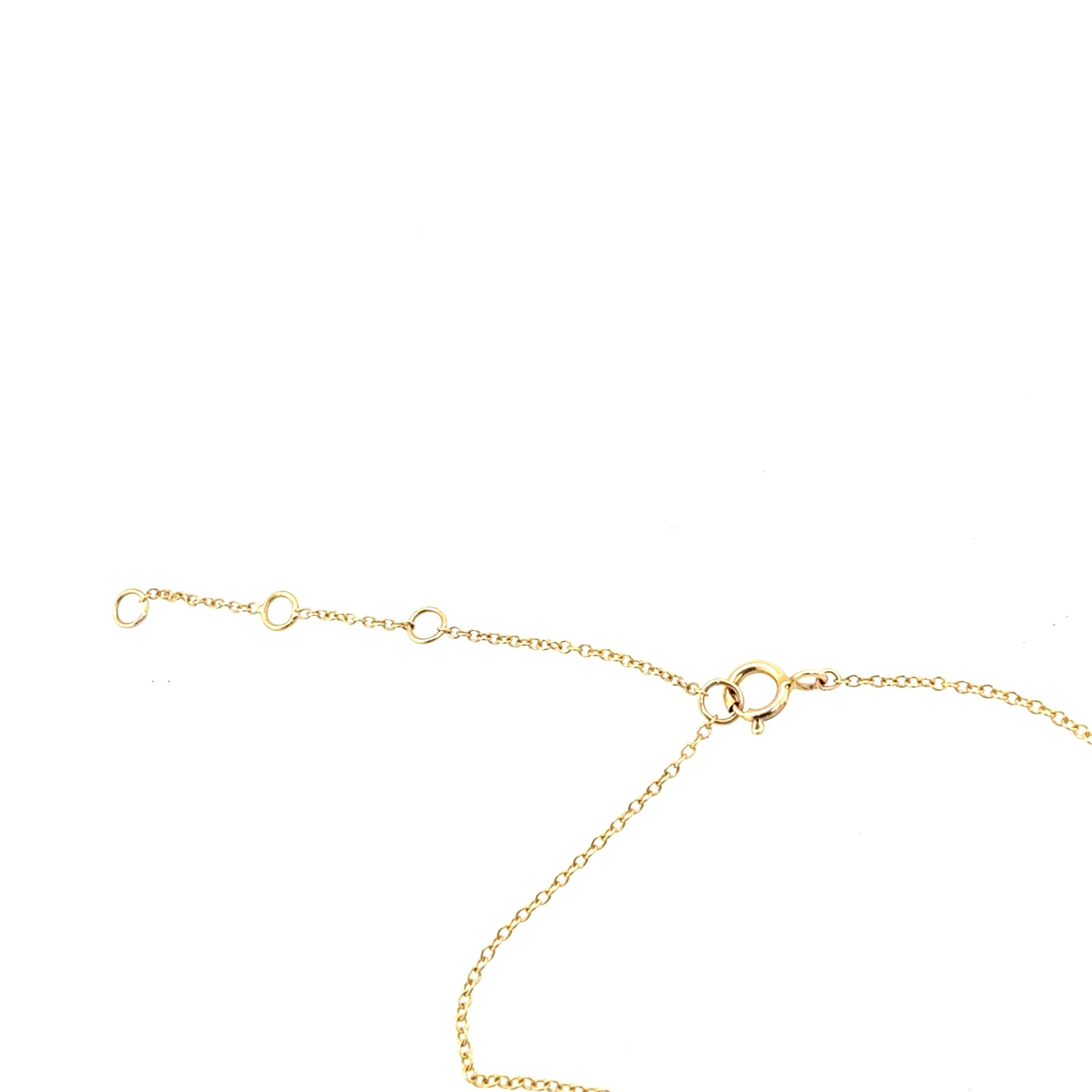 Taglio rotondo Modern 14k Yellow Gold 0.50 Carat Natural Diamond Triangular Pendant in vendita