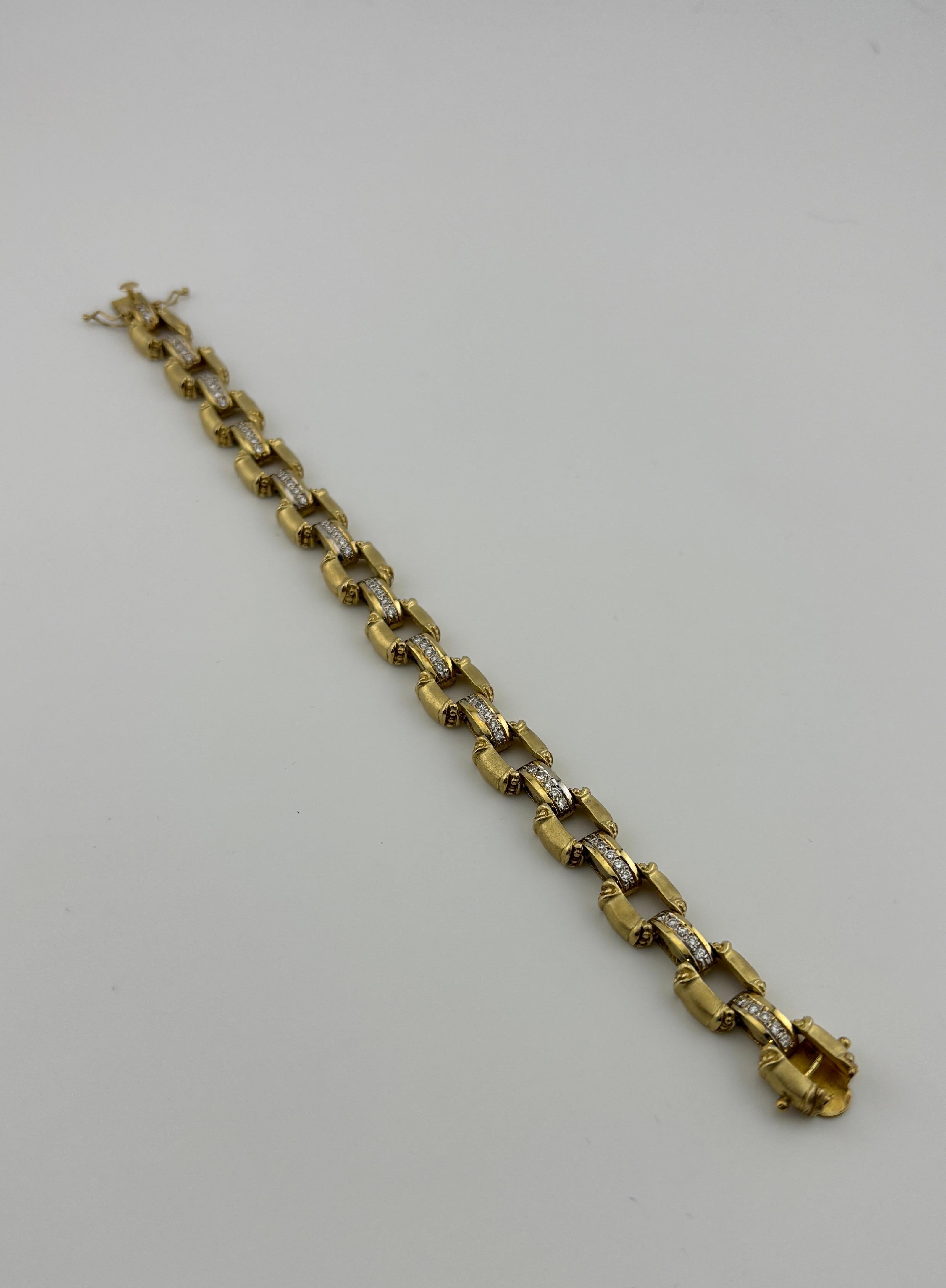 Brilliant Cut Modern 14k Yellow Gold Diamond Link Bracelet For Sale