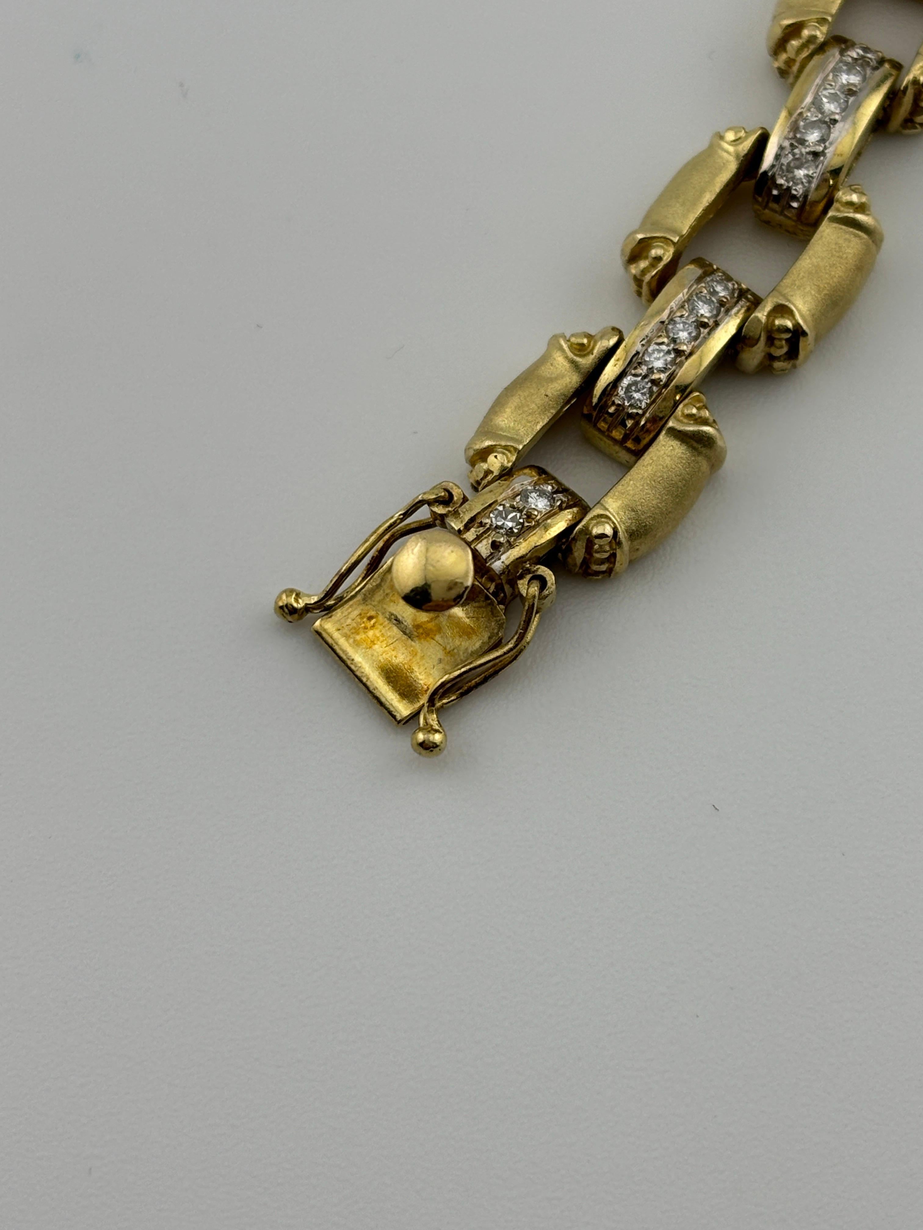 Women's or Men's Modern 14k Yellow Gold Diamond Link Bracelet For Sale
