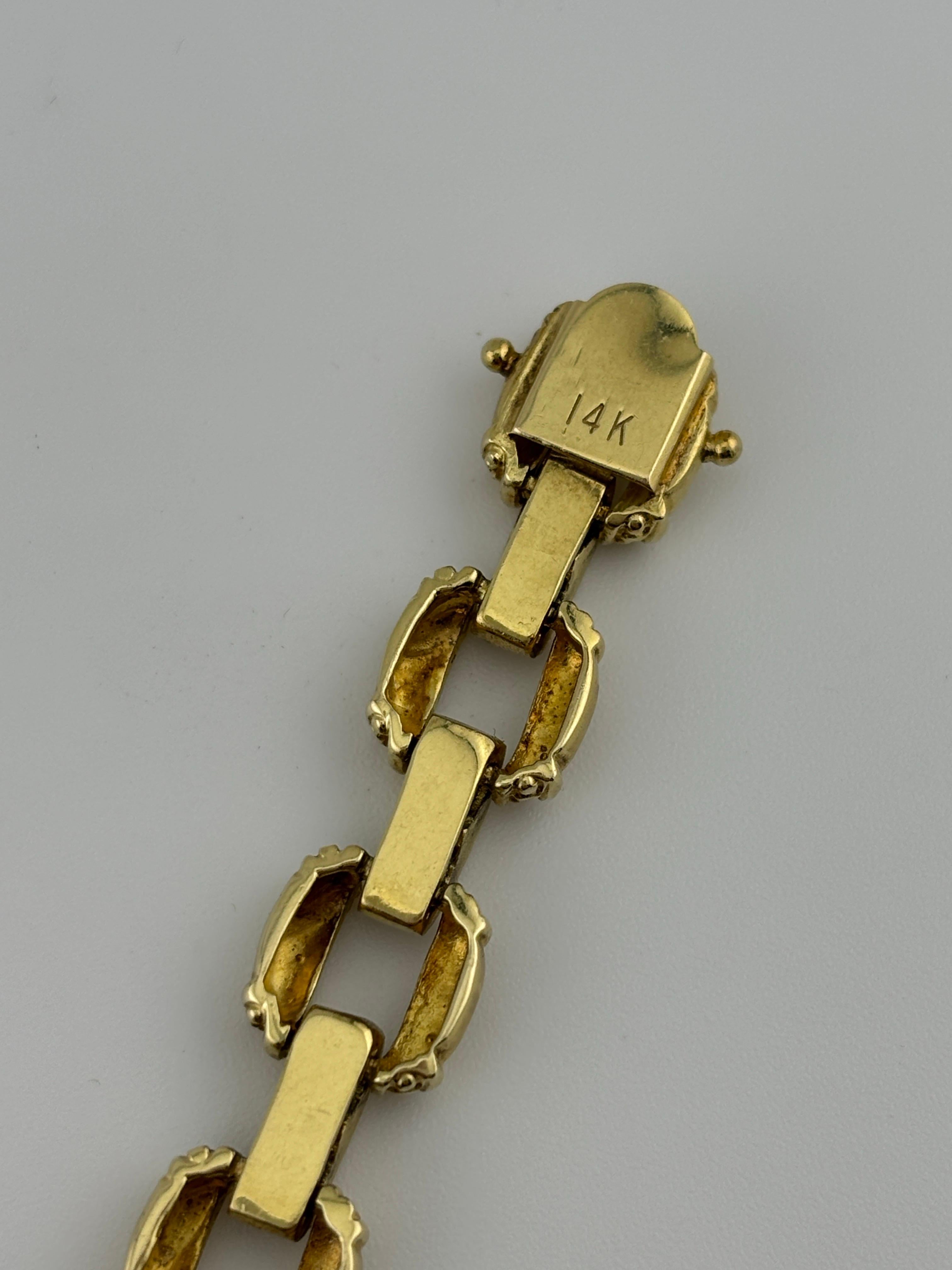 Modern 14k Yellow Gold Diamond Link Bracelet For Sale 2