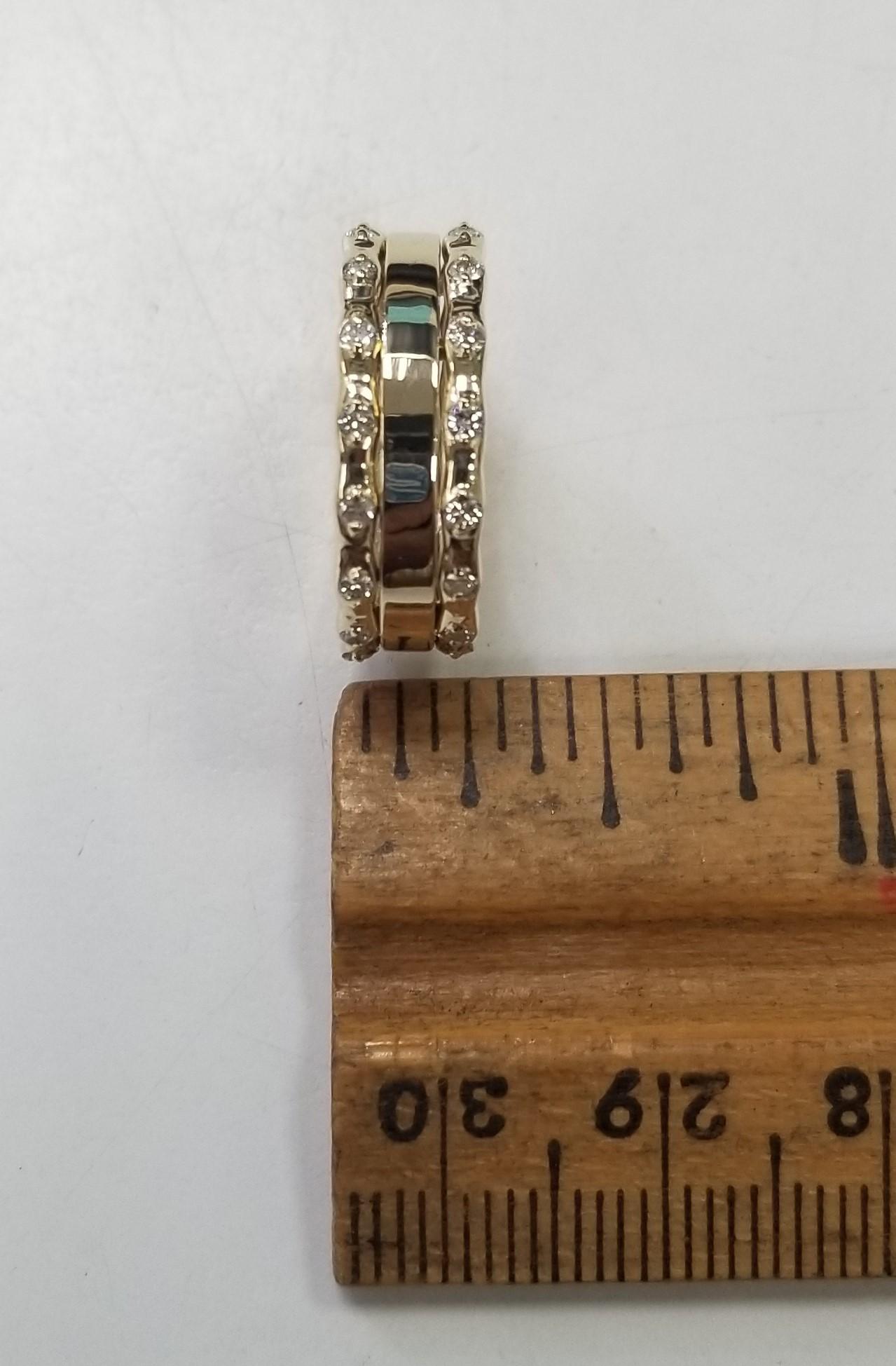 Round Cut Modern 14k Yellow Gold Diamond Ring For Sale