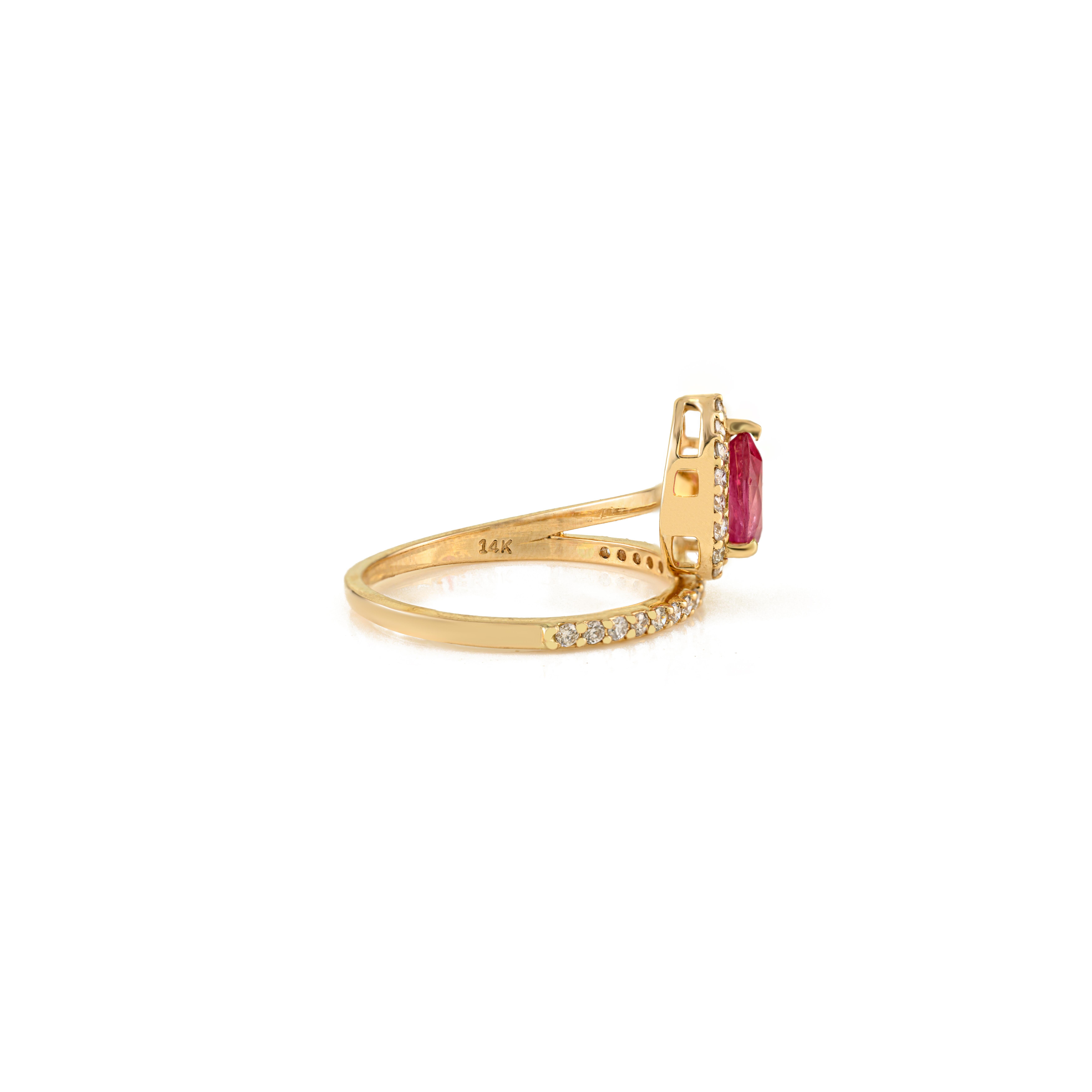 En vente :  Bague flottante moderne en or jaune 14K avec halo de rubis en forme de poire de 1 ct et de diamants 9