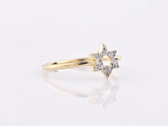 Modern 14K Yellow Gold Star Ring with 30 Single-Cut Diamonds