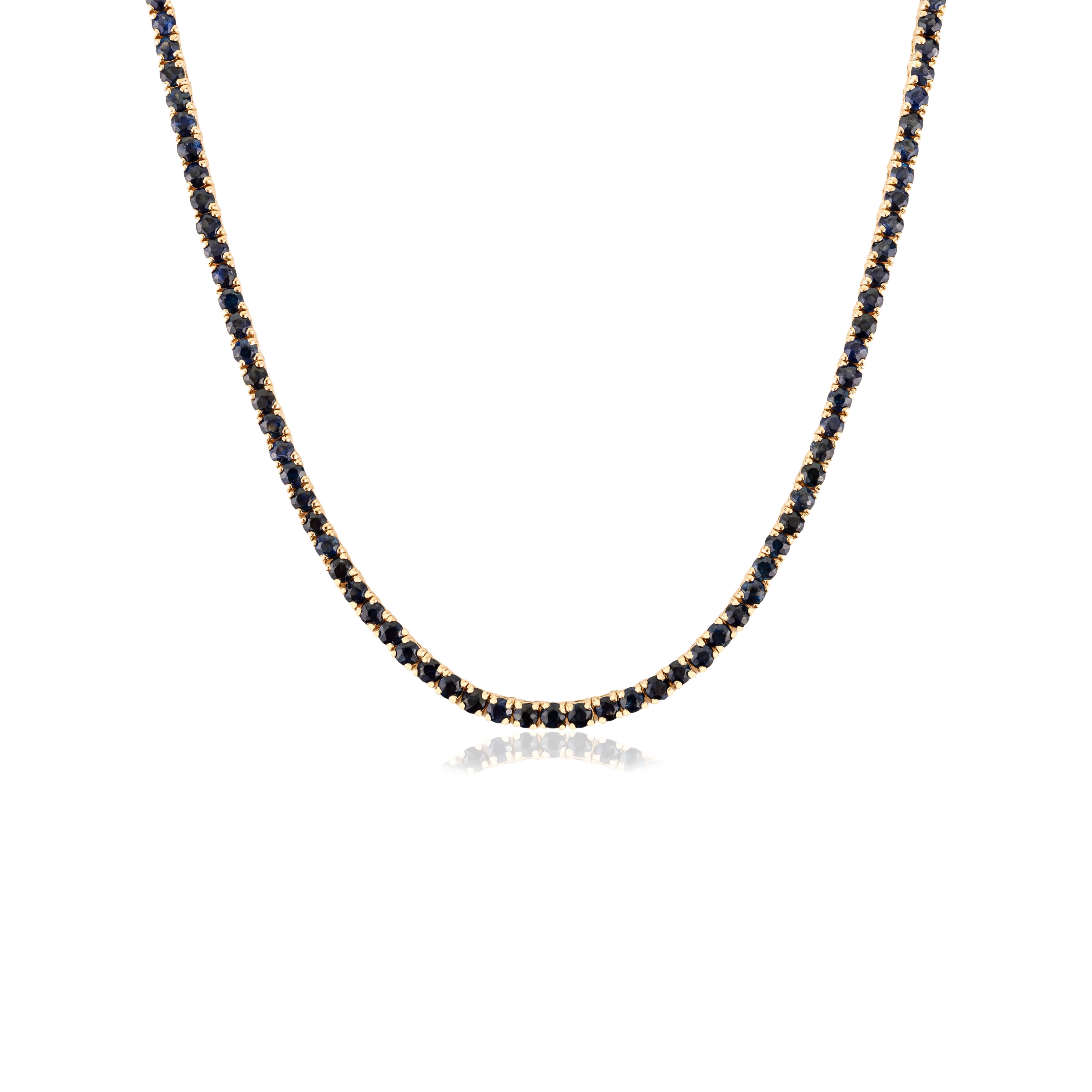Collier de tennis moderne en or jaune 14K avec 9.46 Ct Round Deep Blue Sapphires en vente 1