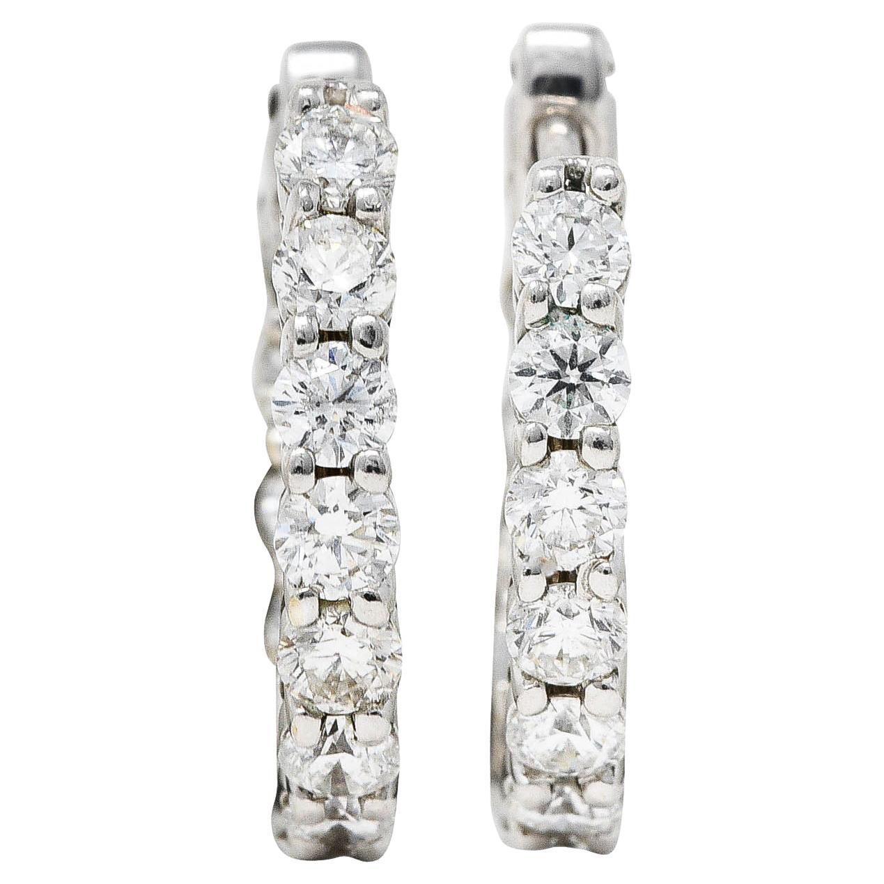 Modern 1.50 Carats Diamond 18 Karat White Gold Huggie Hoop Earrings