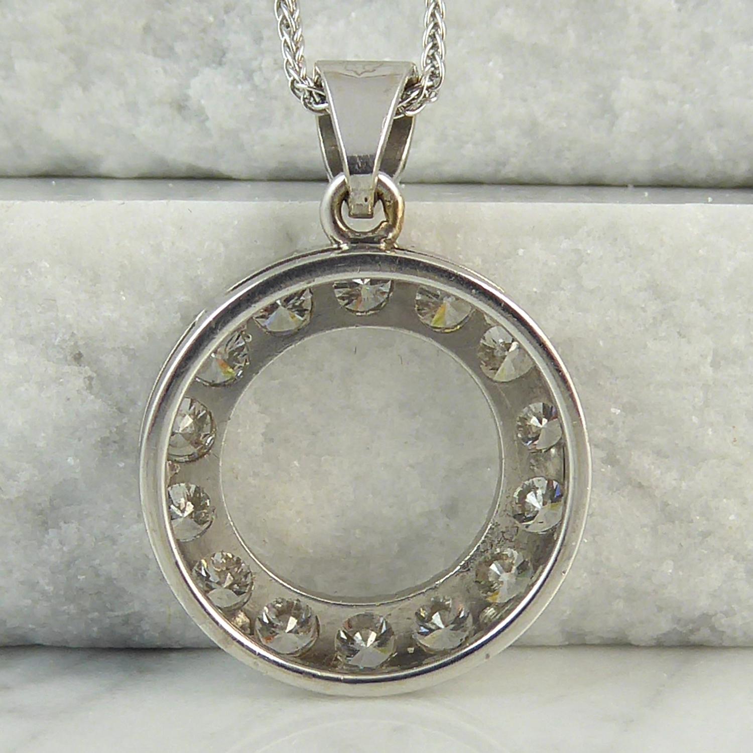 Modern 1.56 Carat Diamond Pendant, Pre-Owned, 18 Carat White Gold In Excellent Condition In Yorkshire, West Yorkshire