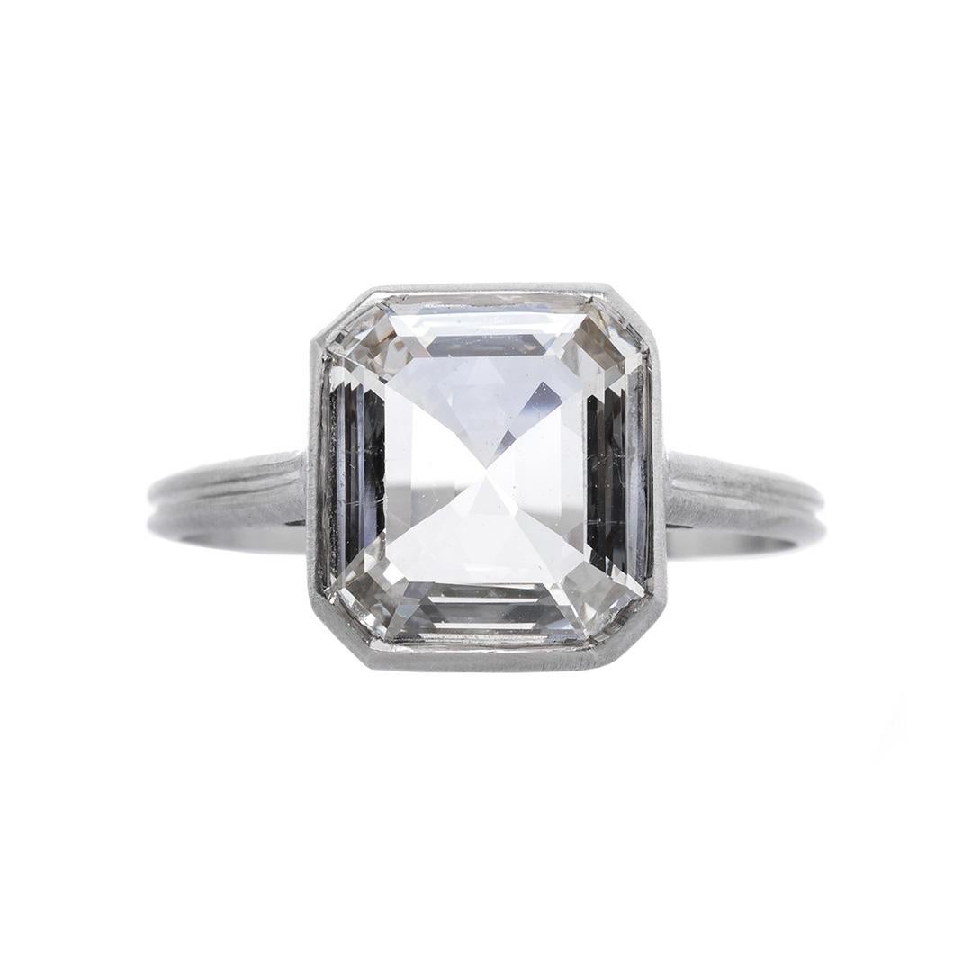 Art Deco Modern 1.57 Carat Emerald Cut Diamond Platinum Engagement Ring