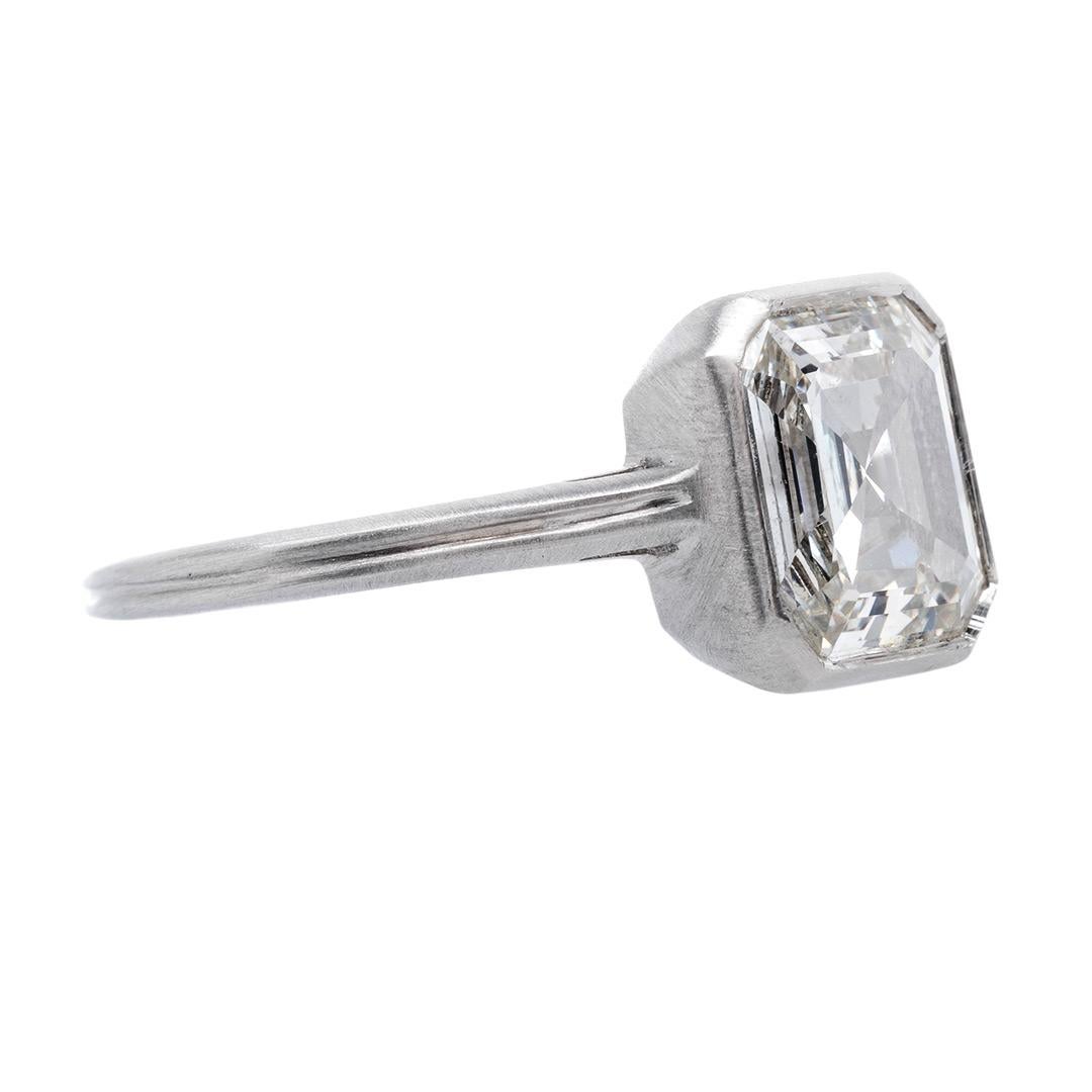 Modern 1.57 Carat Emerald Cut Diamond Platinum Engagement Ring 1