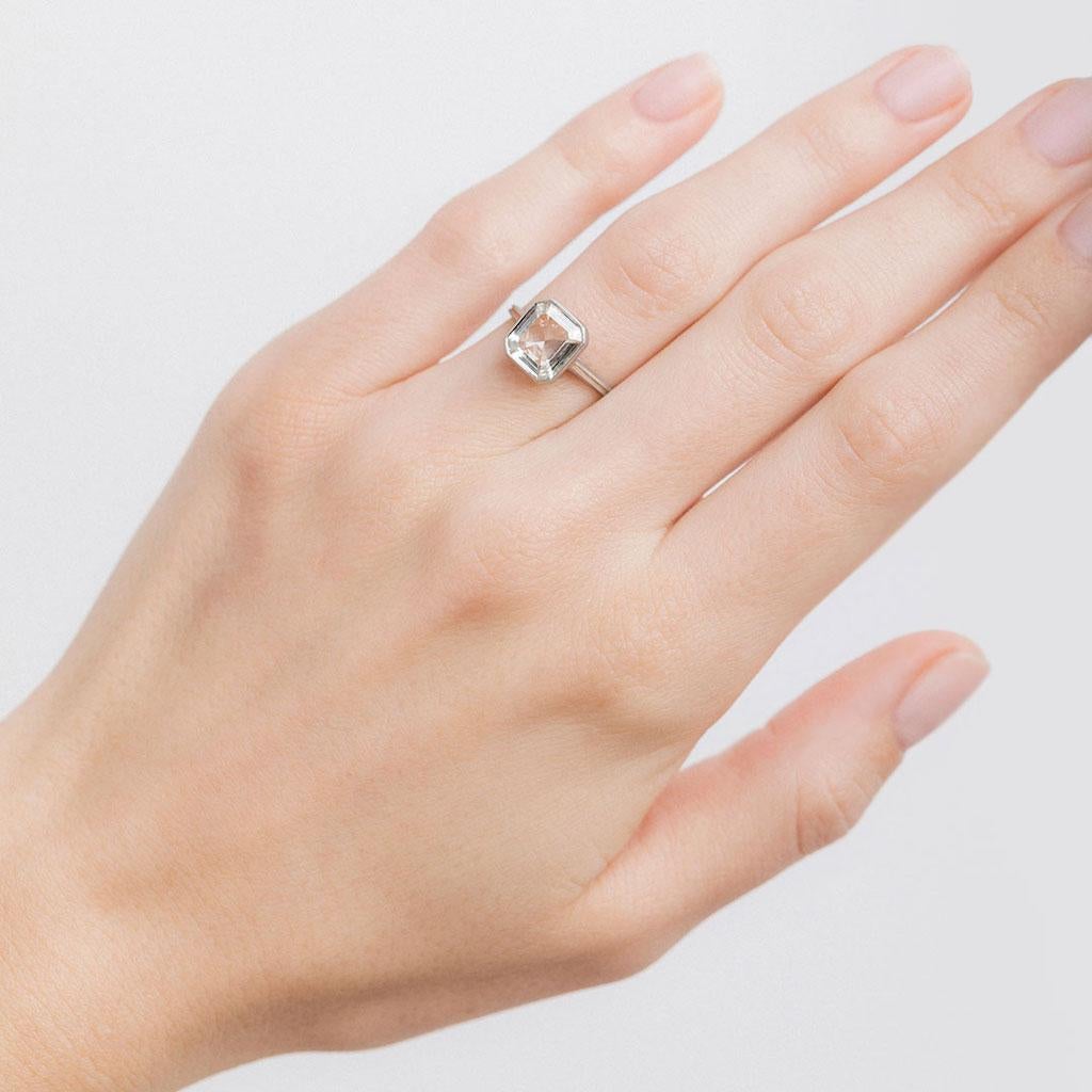 Modern 1.57 Carat Emerald Cut Diamond Platinum Engagement Ring 2