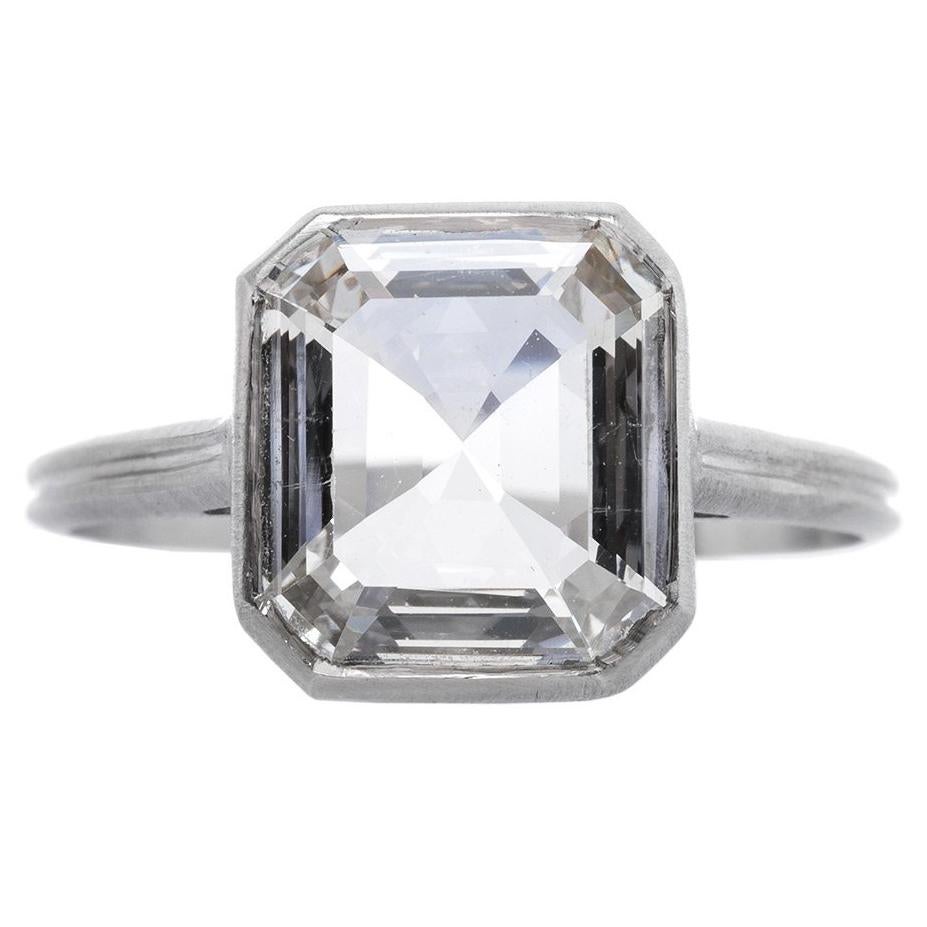 Modern 1.57 Carat Emerald Cut Diamond Platinum Engagement Ring