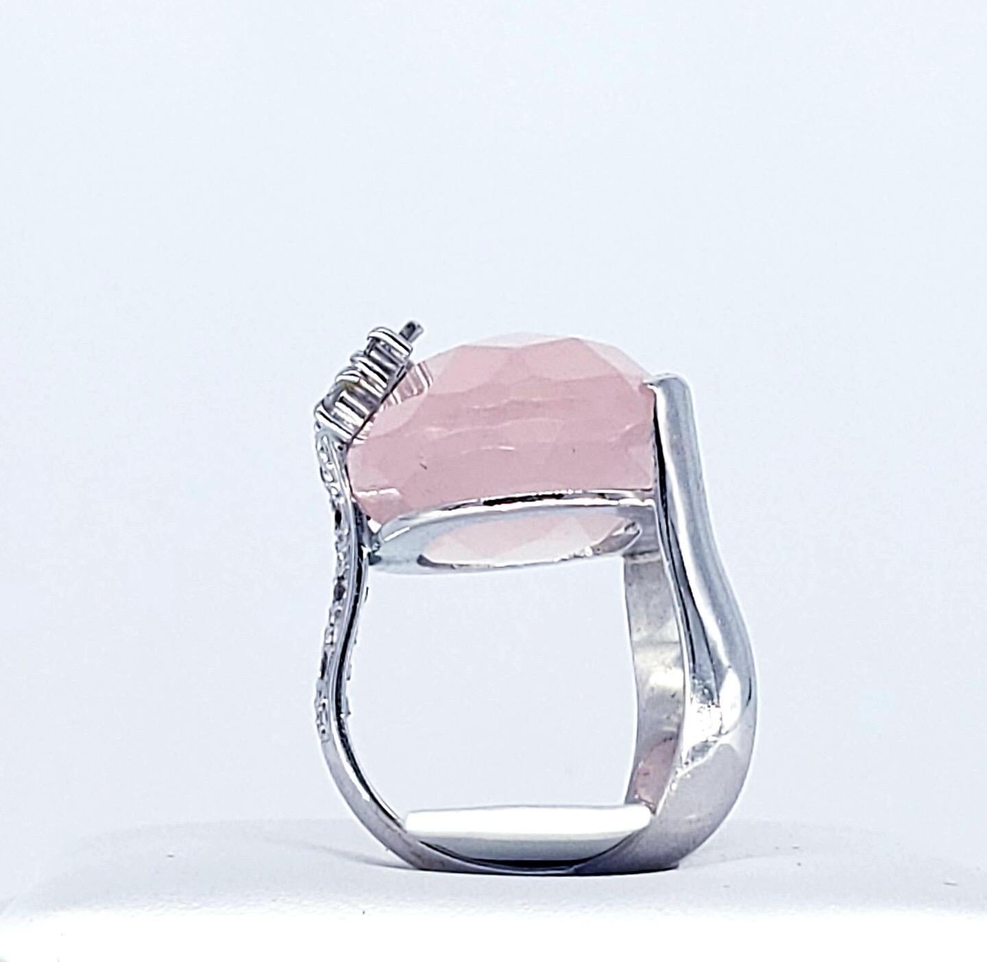 Women's or Men's Modern 16.78 Carat Rose Quartz Butterfly Diamond Pinky Cocktail Ring For Sale