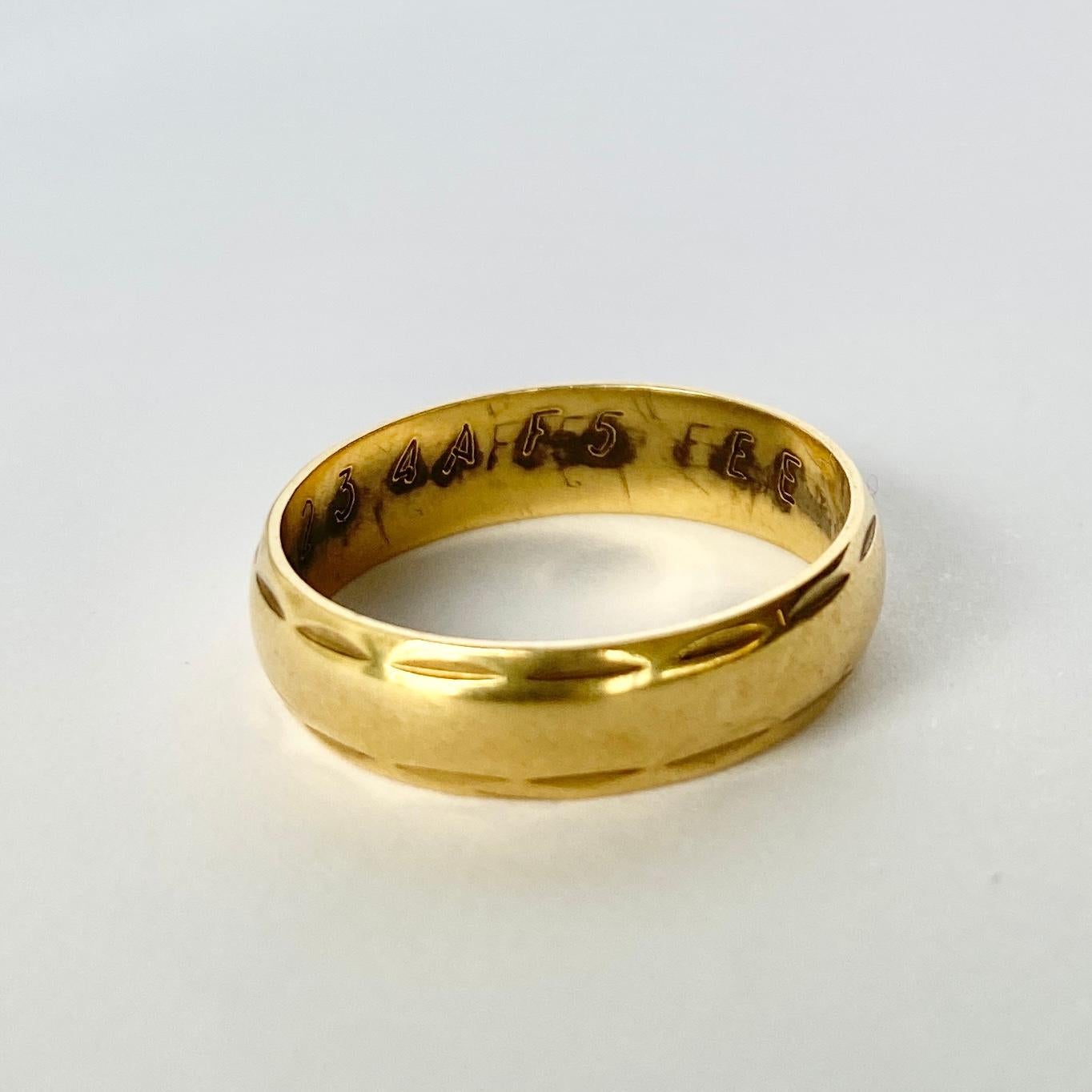 Moderner 18 Karat Gold-Deko-Ring im Zustand „Gut“ im Angebot in Chipping Campden, GB