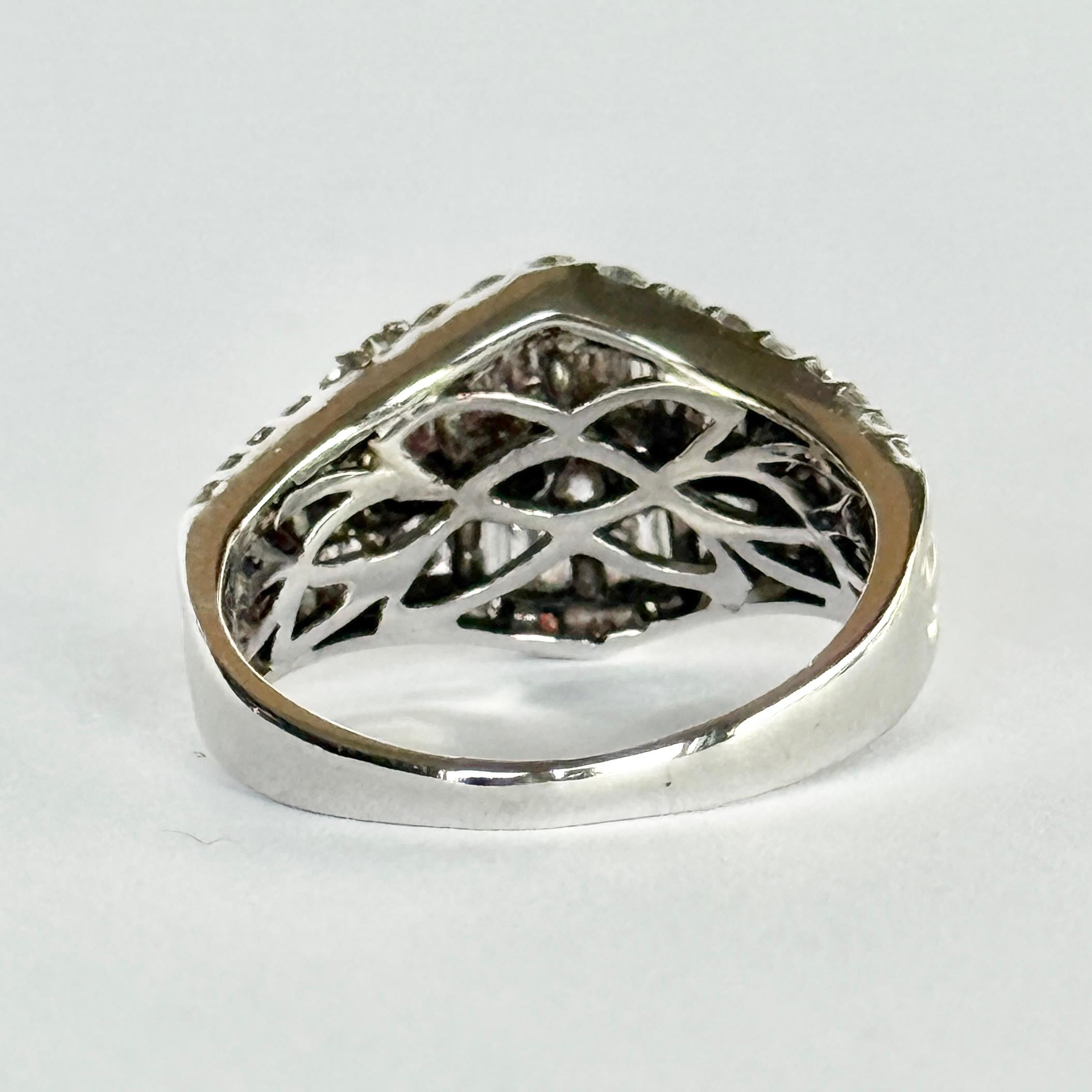 Moderner 18 Karat Weißgold Diamantring Damen im Angebot