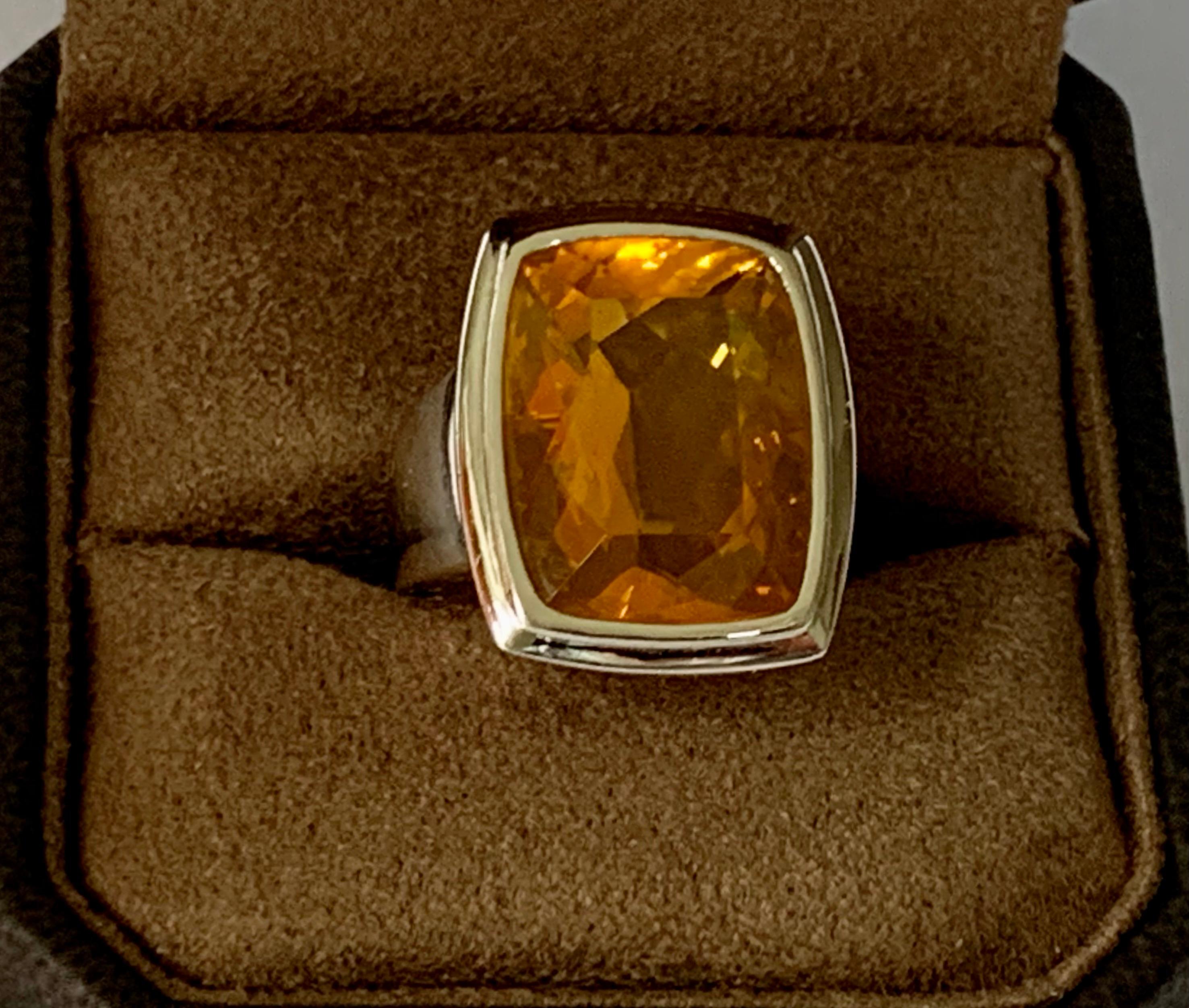 Modern 18 Karat Whitel Gold Statement Ring with Mexican Fire Opal For Sale 5