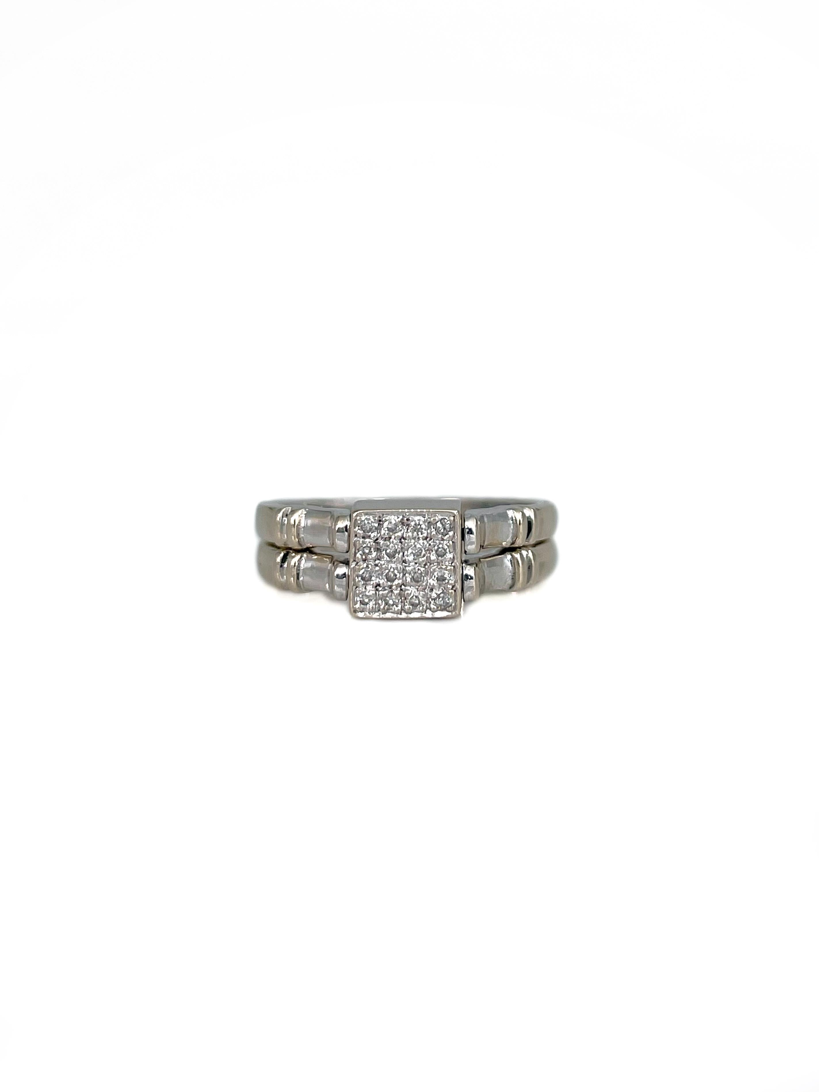 Round Cut Modern 18 Karat Gold 0.09 Carat Sapphire 0.07 Carat Diamond Flip Ring For Sale
