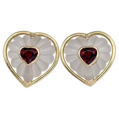 Retro Modern 18 Karat Gold 1.00 Carat Garnet Polished Quartz Heart Shape Earrings