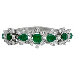 Bracelet moderne en or 18 carats 3,55 carats d'émeraude 4,30 carats de diamant