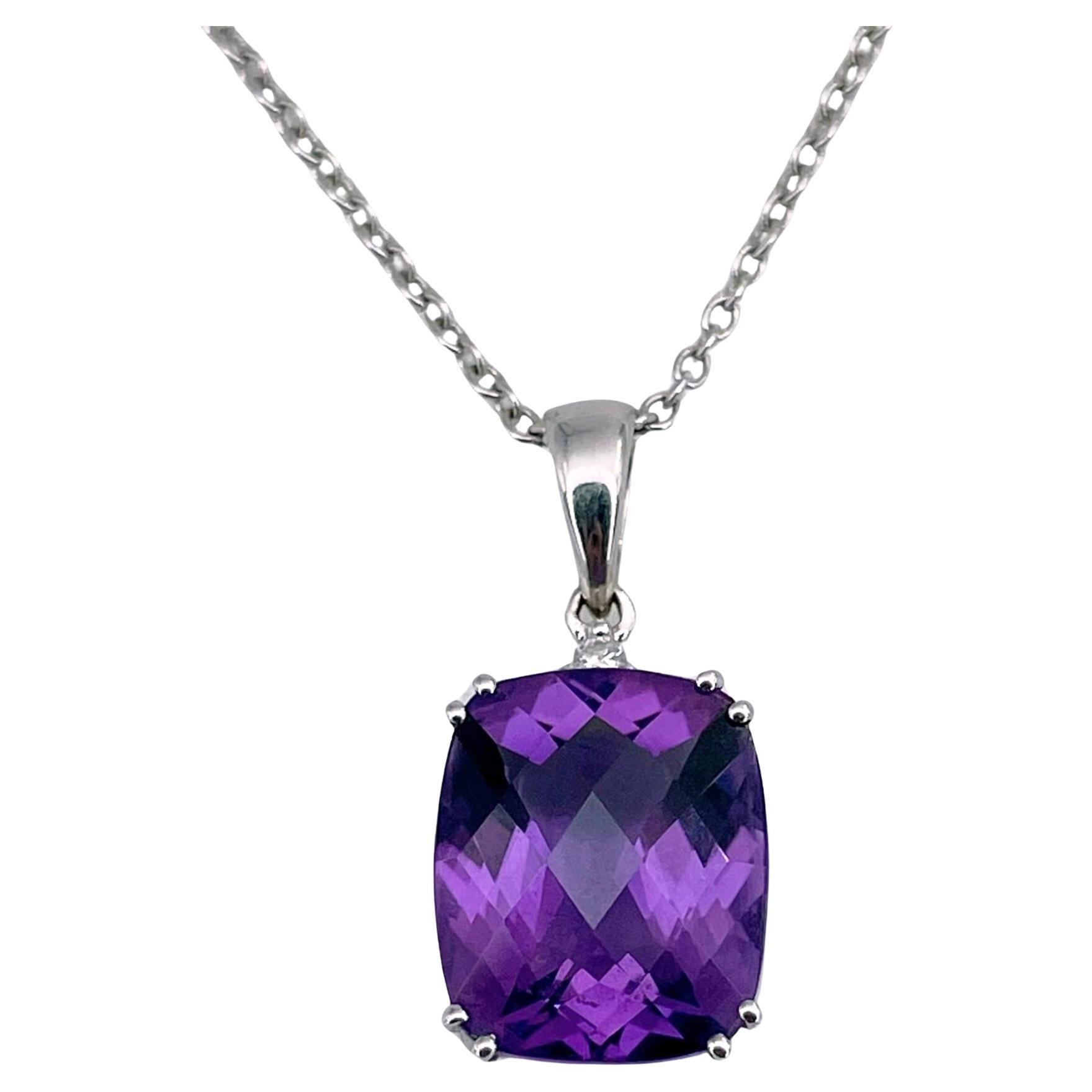 Modern 18 Karat Gold 6.00 Carat Amethyst Diamond Chain Pendant