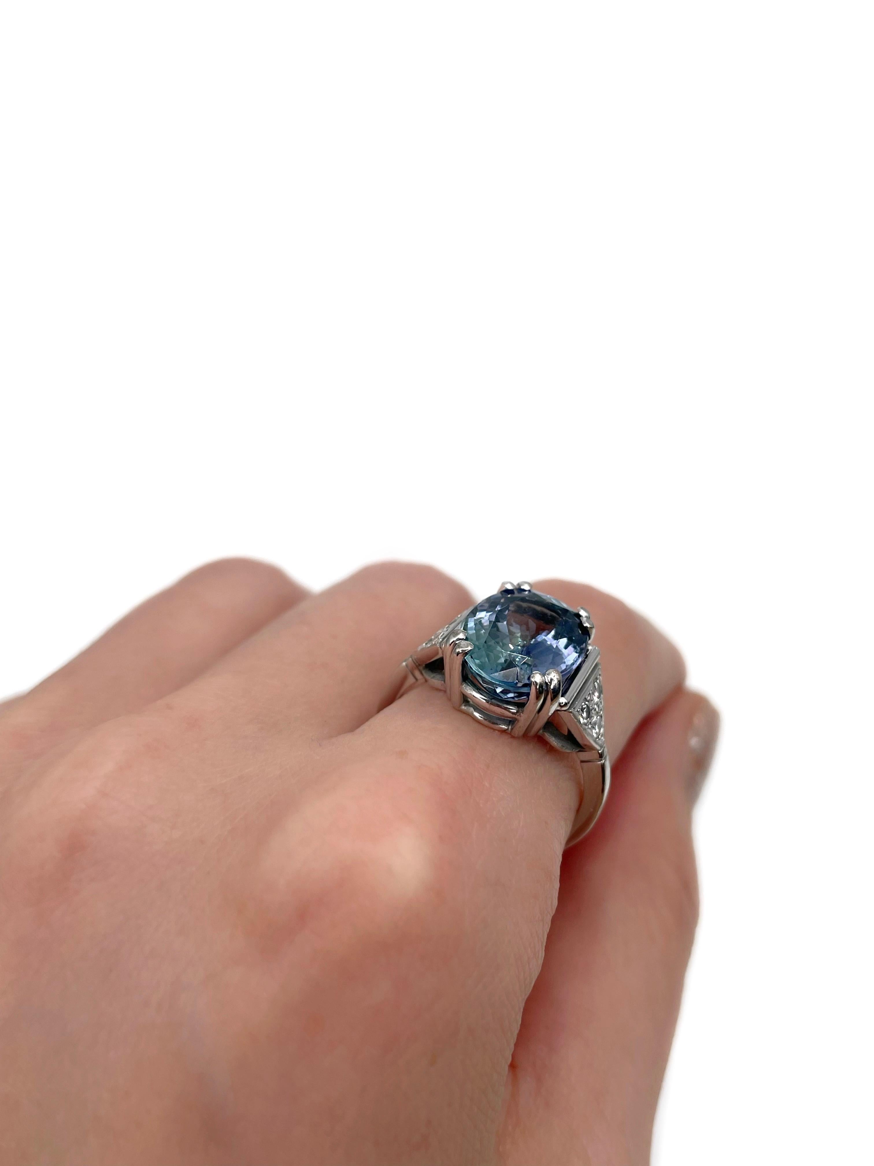 Moderner 18 Karat Gold 6,44 Karat Tansanit 0,30 Karat Diamant Cocktail Ring (Gemischter Schliff) im Angebot