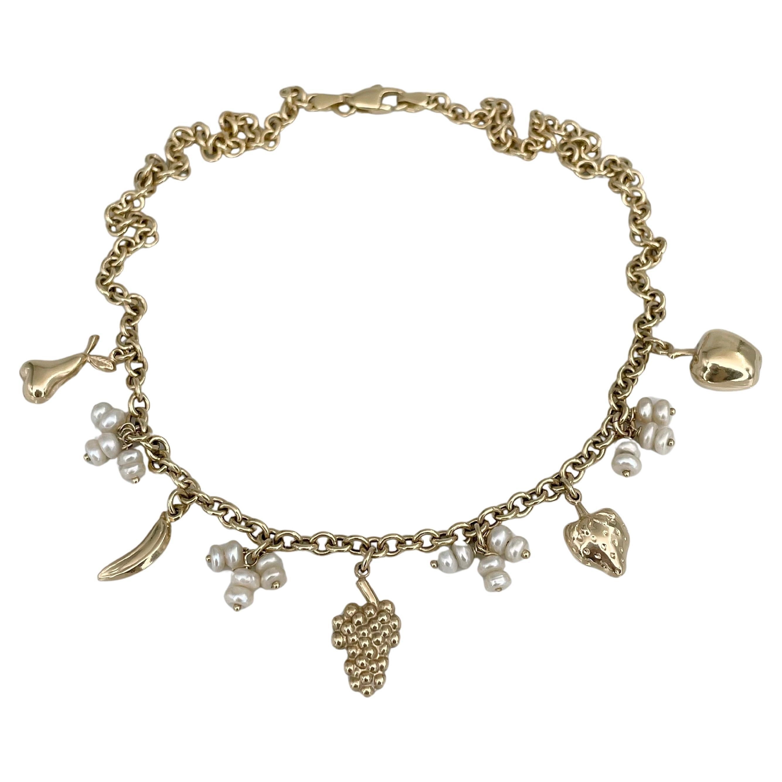 Moderne 18 Karat Gold Perle Obst Charm Kette Halskette im Angebot