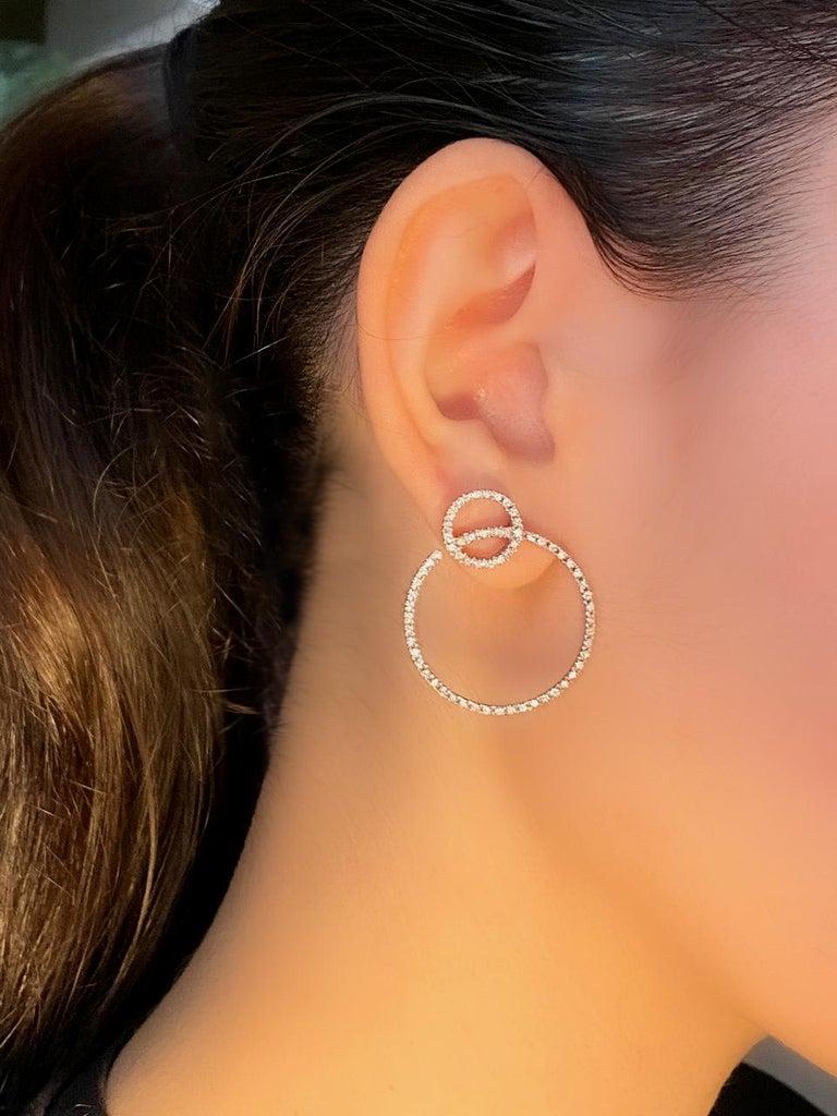 Moderne Ohrringe aus 18 Karat Weißgold 0,51 Karat G Farbe VS1 Weiße Diamanten Design im Angebot 2