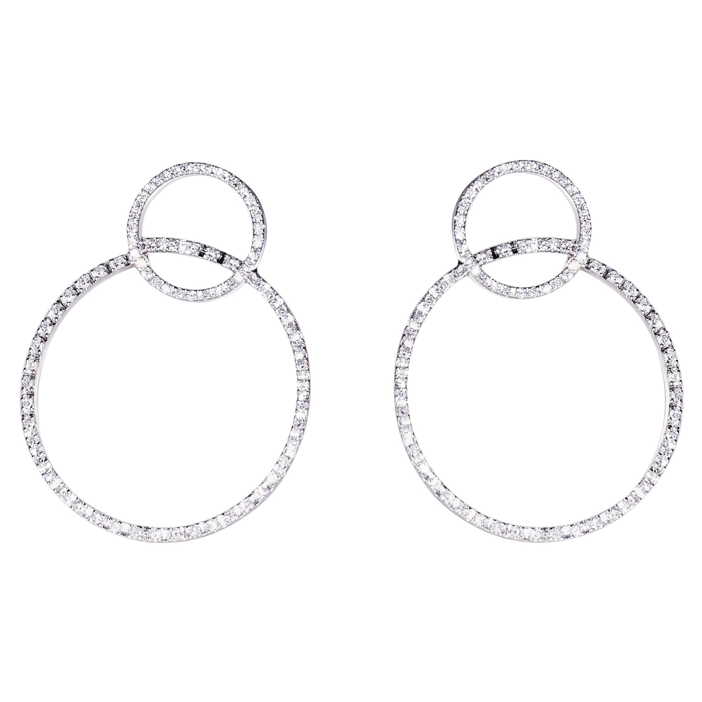 Modern 18 Karat White Gold 0.51 Karat G Color VS1 White Diamonds Design Earrings