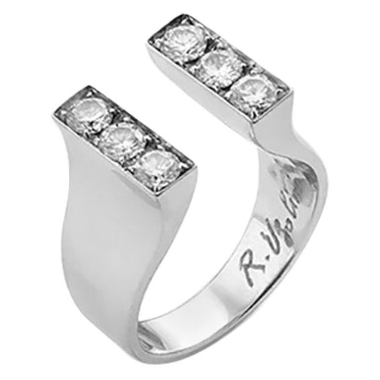 Women's or Men's Modern 18 Karat White Gold 0.54 Karat White Diamonds 