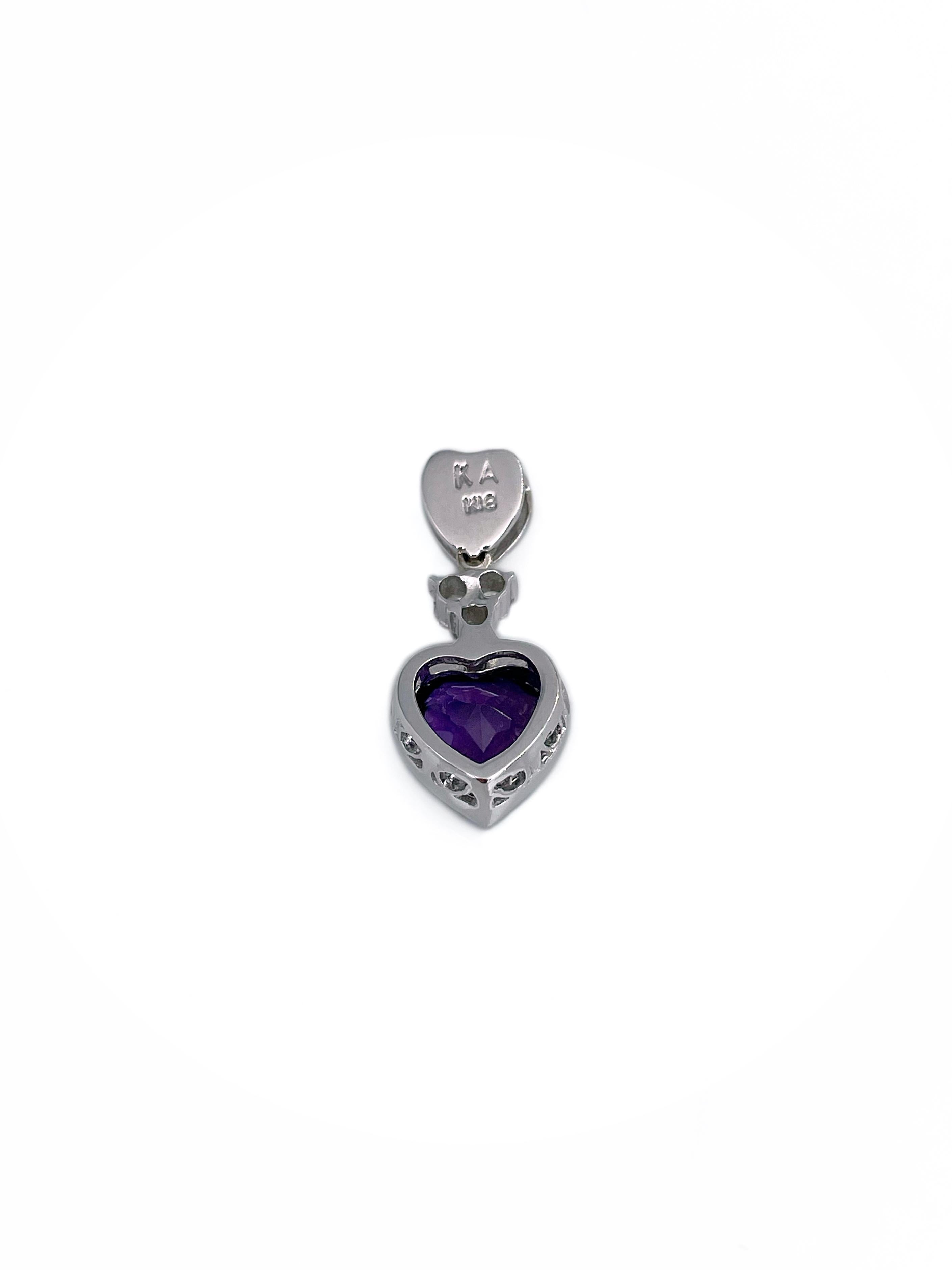 Taille cœur Pendentif moderne en or blanc 18 carats avec améthyste taille cœur de 1,30 carat en vente