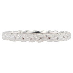 Modern 18 Karat White Gold Chiseled Braided Wedding Ring