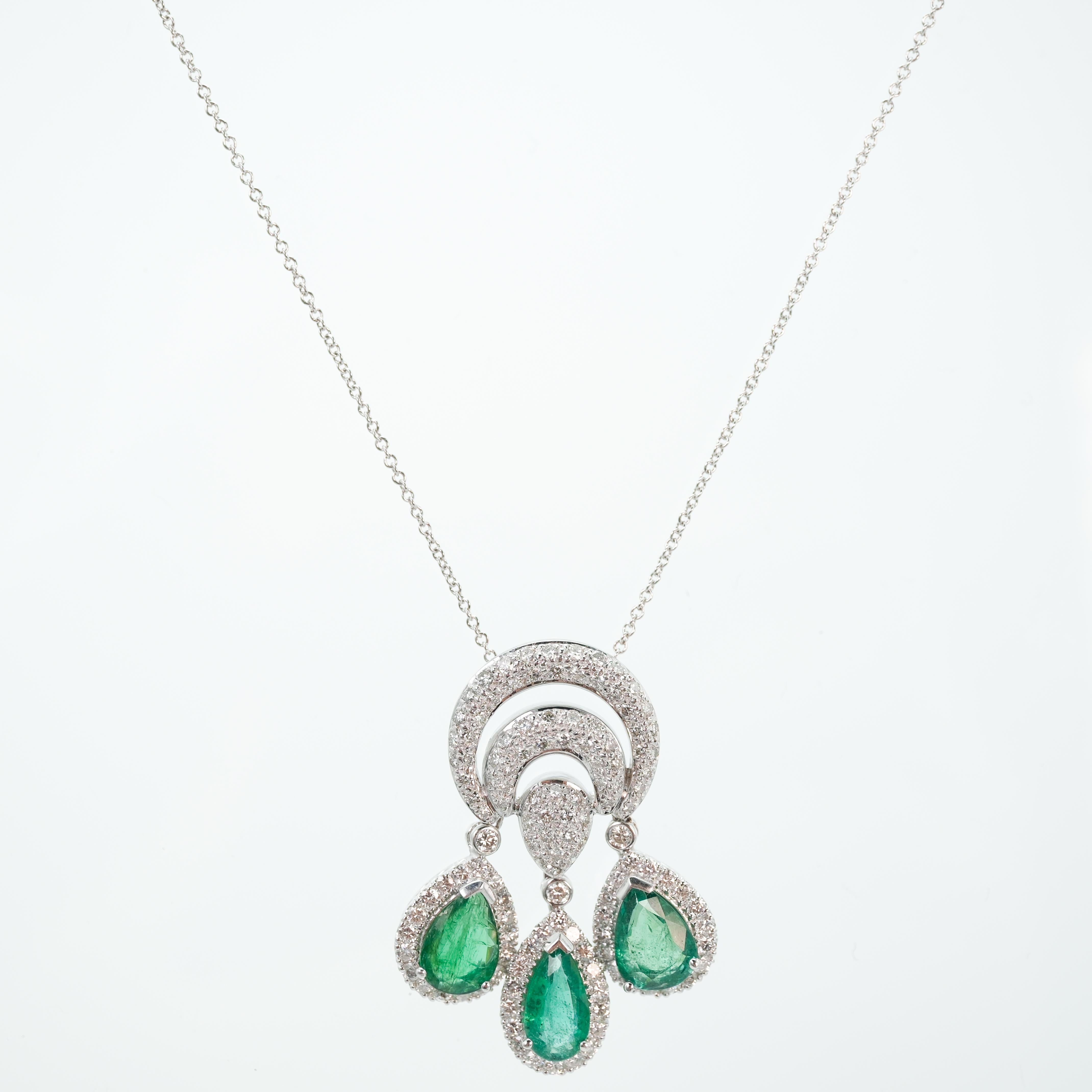 Contemporary Modern 18 Karat White Gold Emerald and Diamond Statement Pendant and Necklace  For Sale