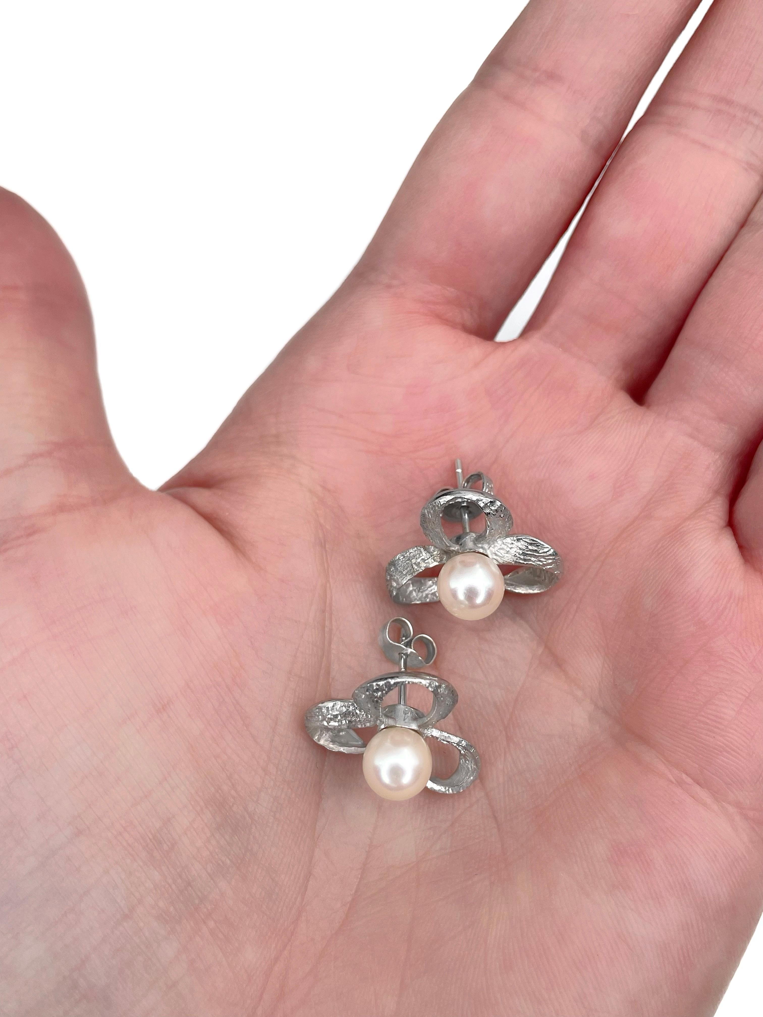 Women's Modern 18 Karat White Gold Floral Design Pearl Stud Earrings