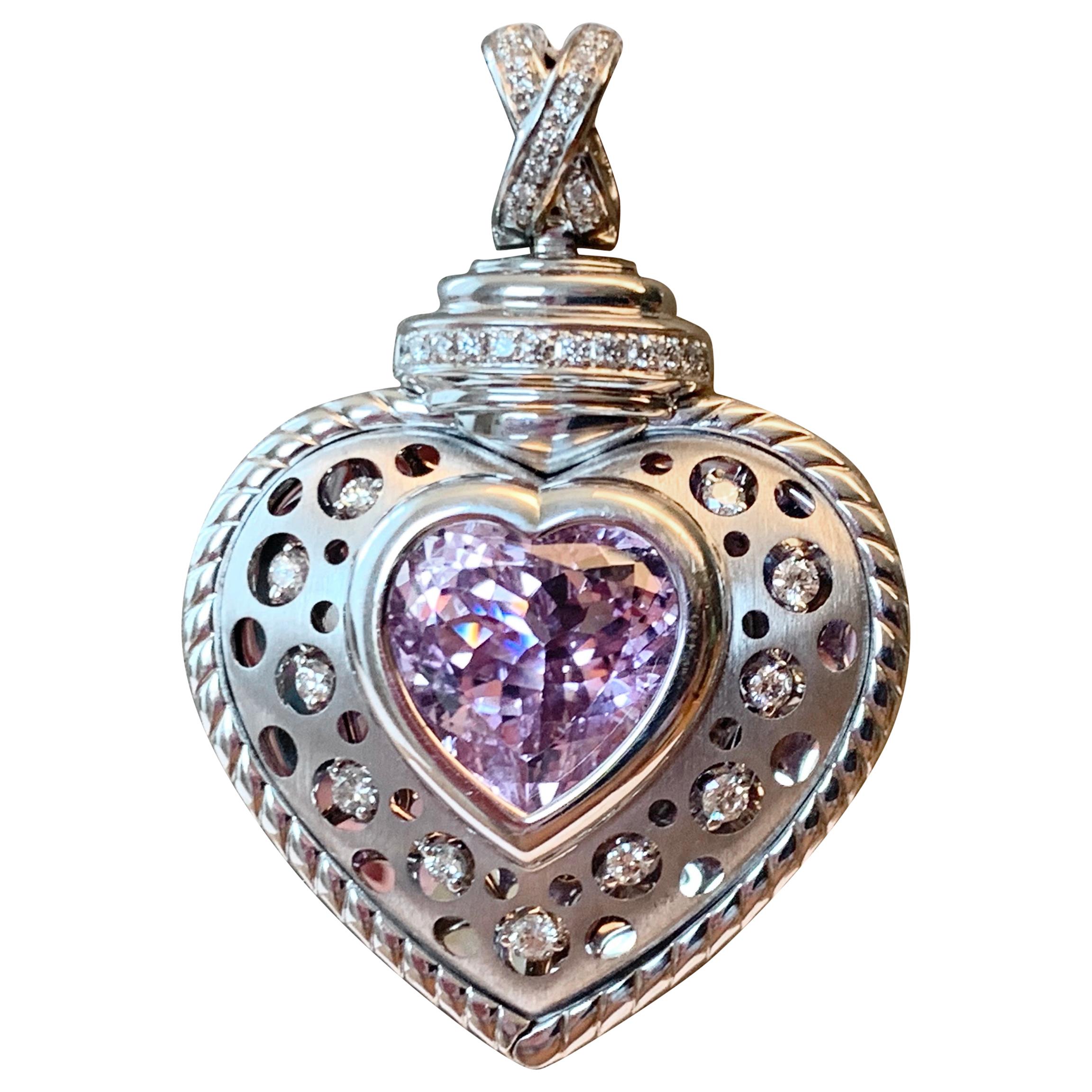 Pendentif moderne en forme de cœur en or blanc 18 carats avec kunzite et diamants